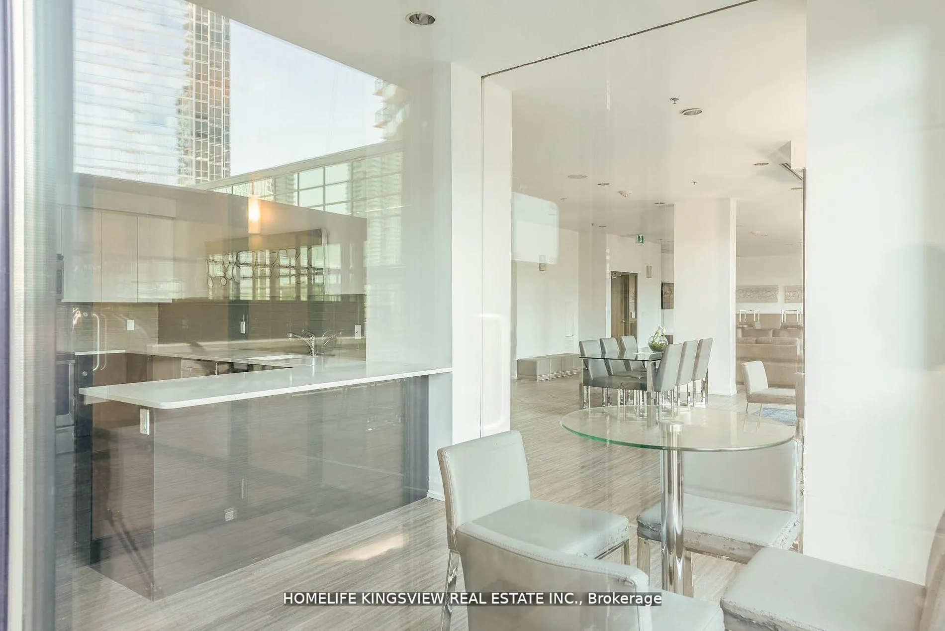 Photo 38 of Unit 808, 2910 Highway 7 Road W, Vaughan, Concord — HOMEH
