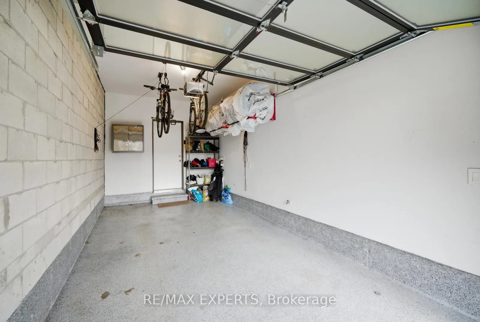 Photo 41 of 11 Fancamp Drive, Vaughan, Rural Vaughan — HOMEH