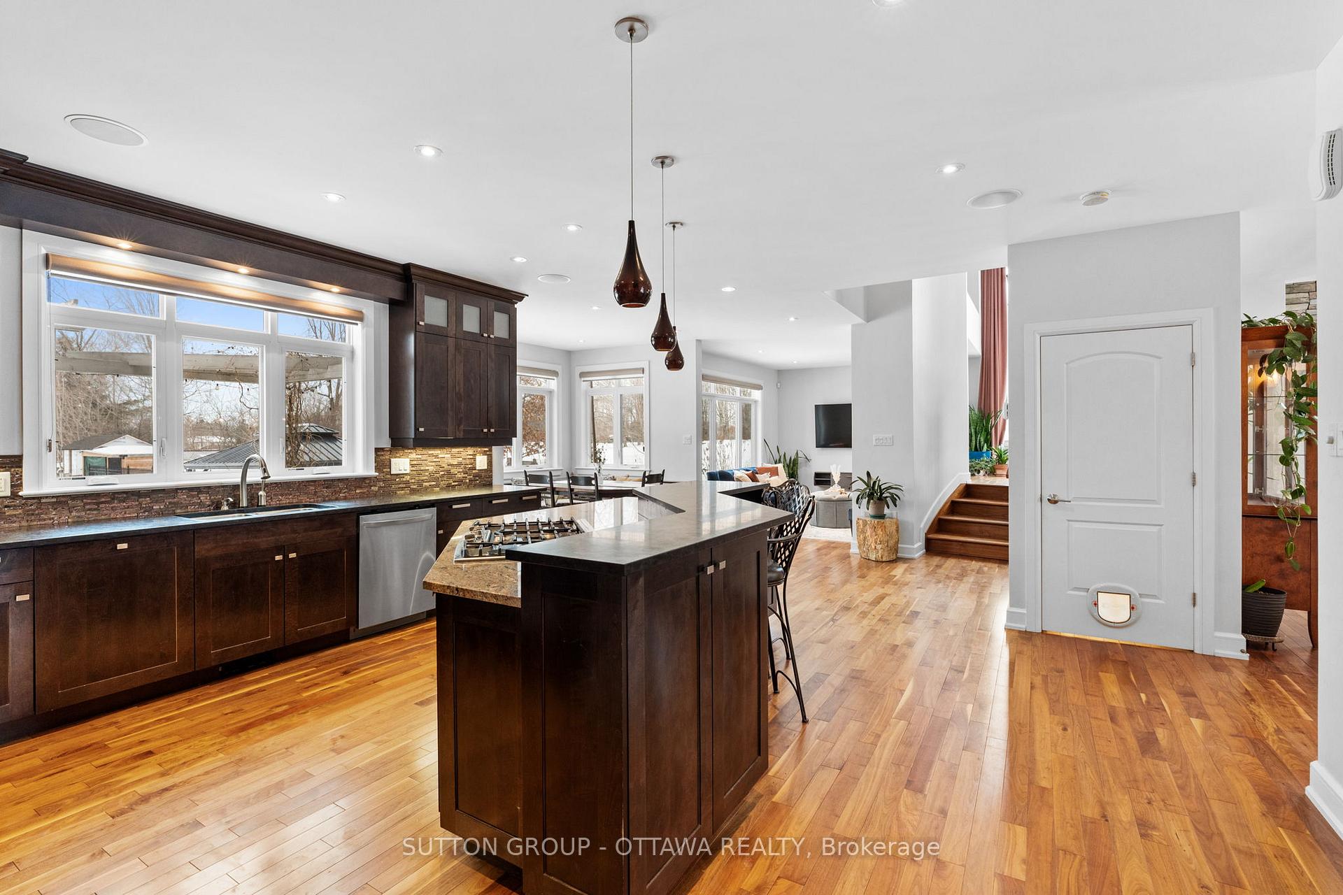 Photo 17 of 201 Cyd Street, Ottawa, Huntley Ward (South East) — HOMEH