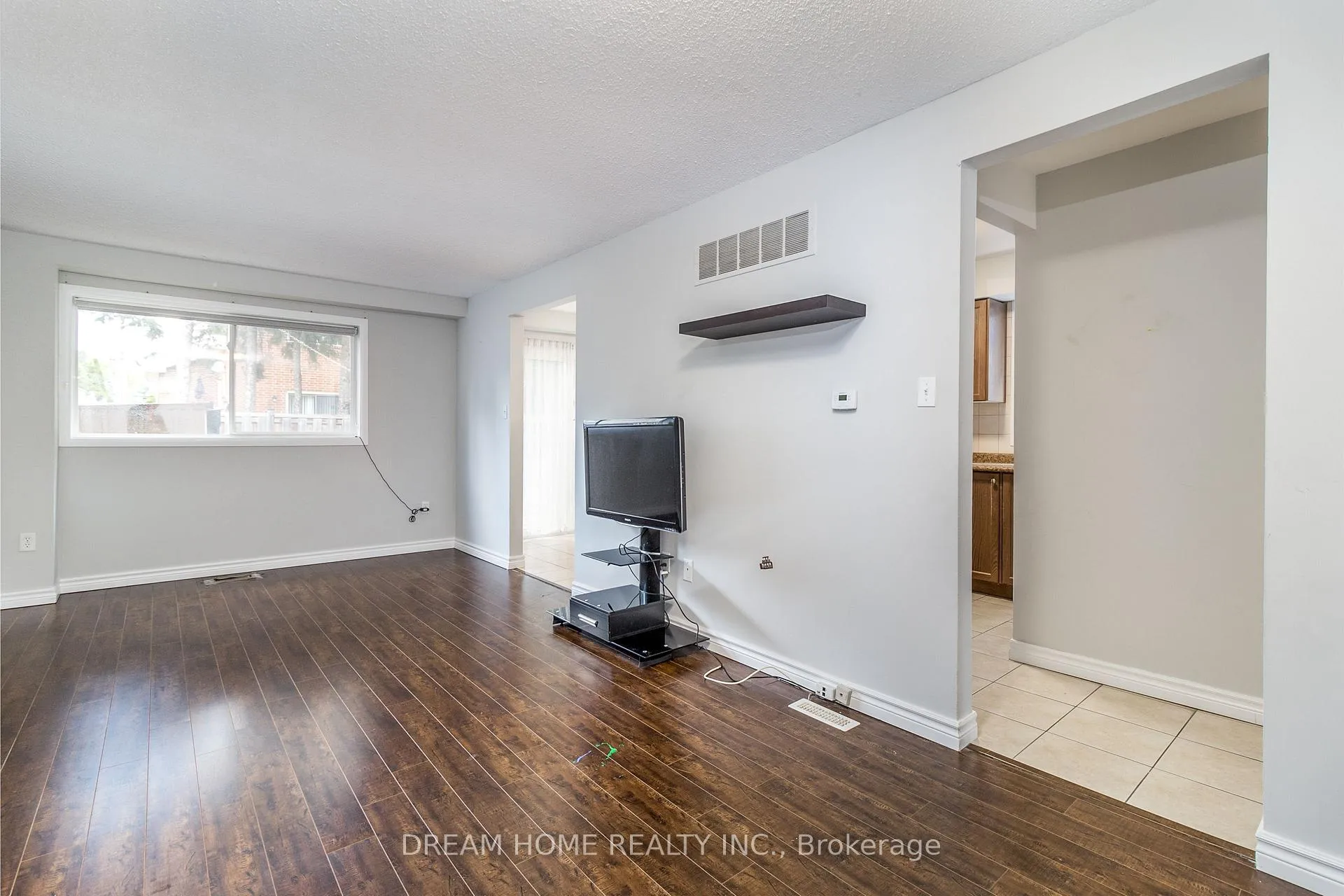 Photo 3 of 36 New Port Way, Markham, Thornhill — HOMEH