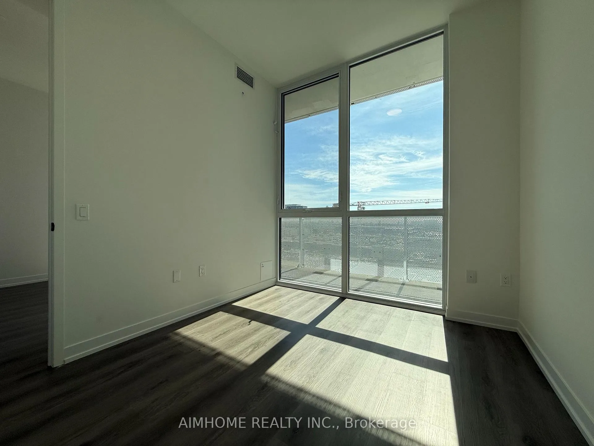 Photo 7 of Unit 603, 225 Commerce Street, Vaughan, Vaughan Corporate Centre — HOMEH