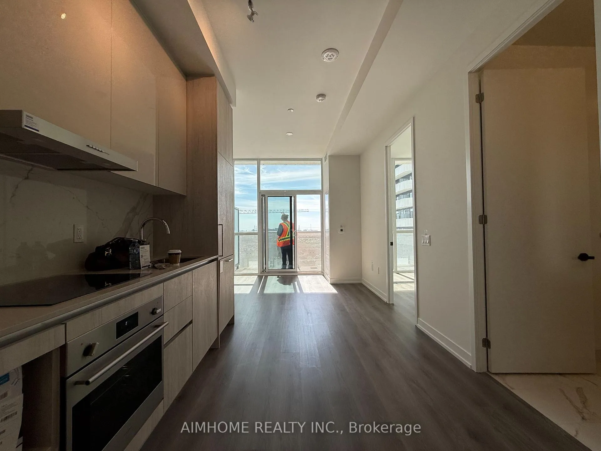 Photo 9 of Unit 603, 225 Commerce Street, Vaughan, Vaughan Corporate Centre — HOMEH