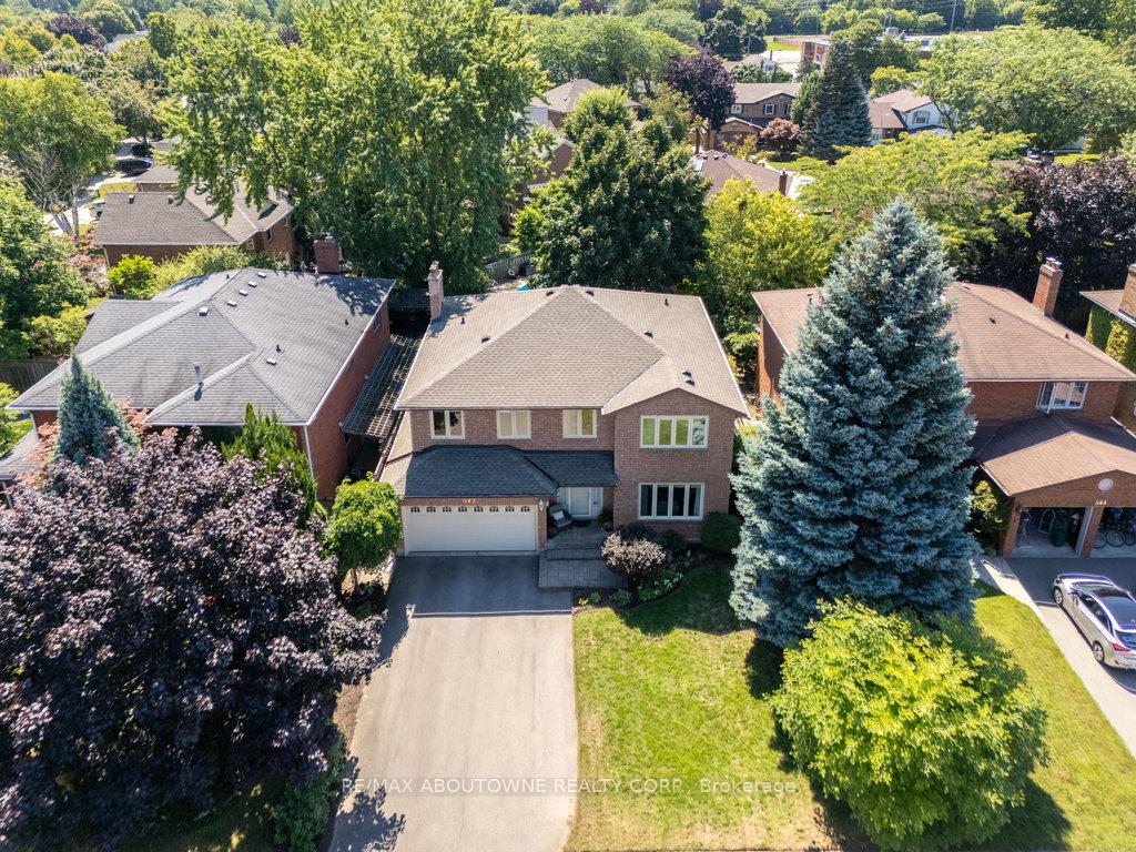 Photo 1 of 542 Hambling Court, Burlington, Roseland — HOMEH