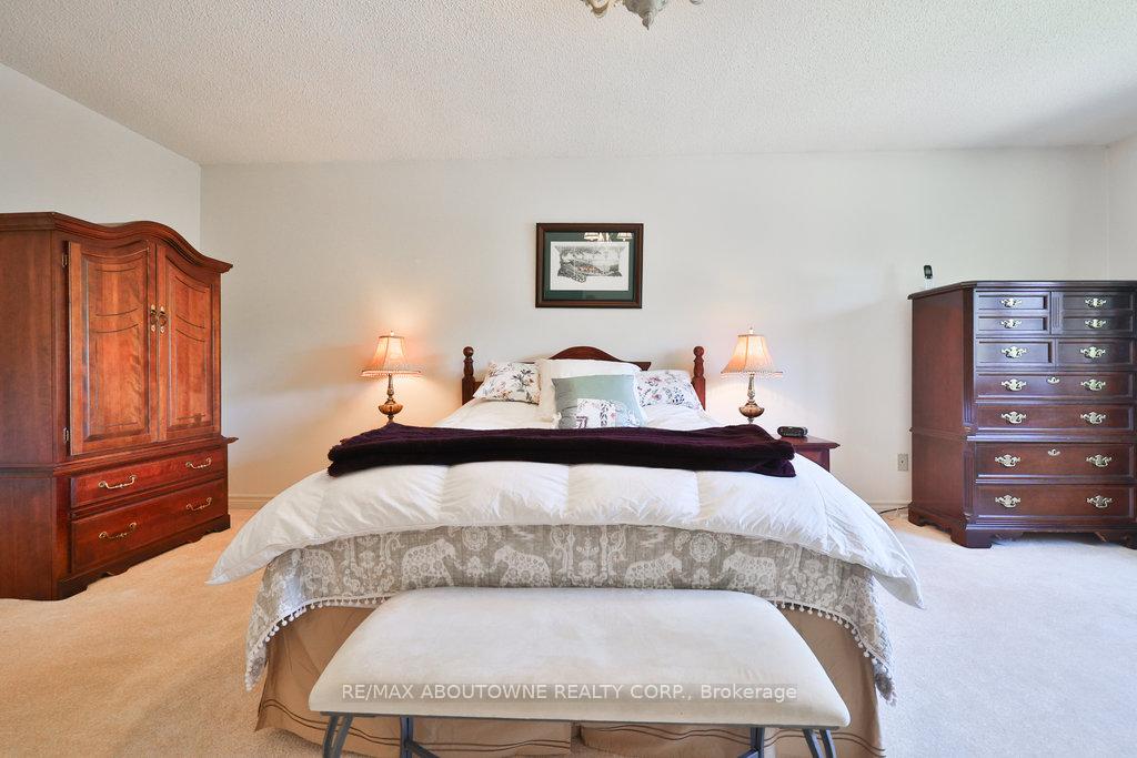 Photo 25 of 542 Hambling Court, Burlington, Roseland — HOMEH