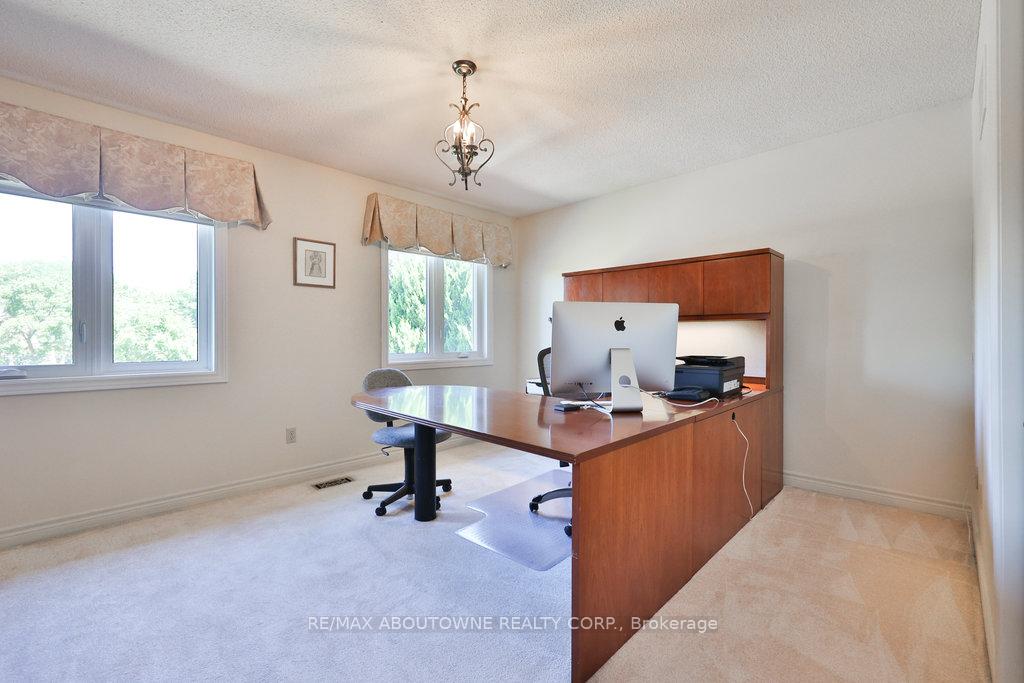 Photo 29 of 542 Hambling Court, Burlington, Roseland — HOMEH