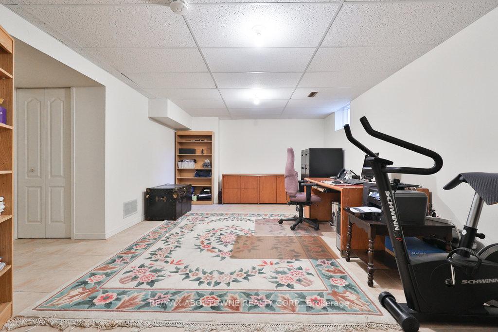 Photo 40 of 542 Hambling Court, Burlington, Roseland — HOMEH