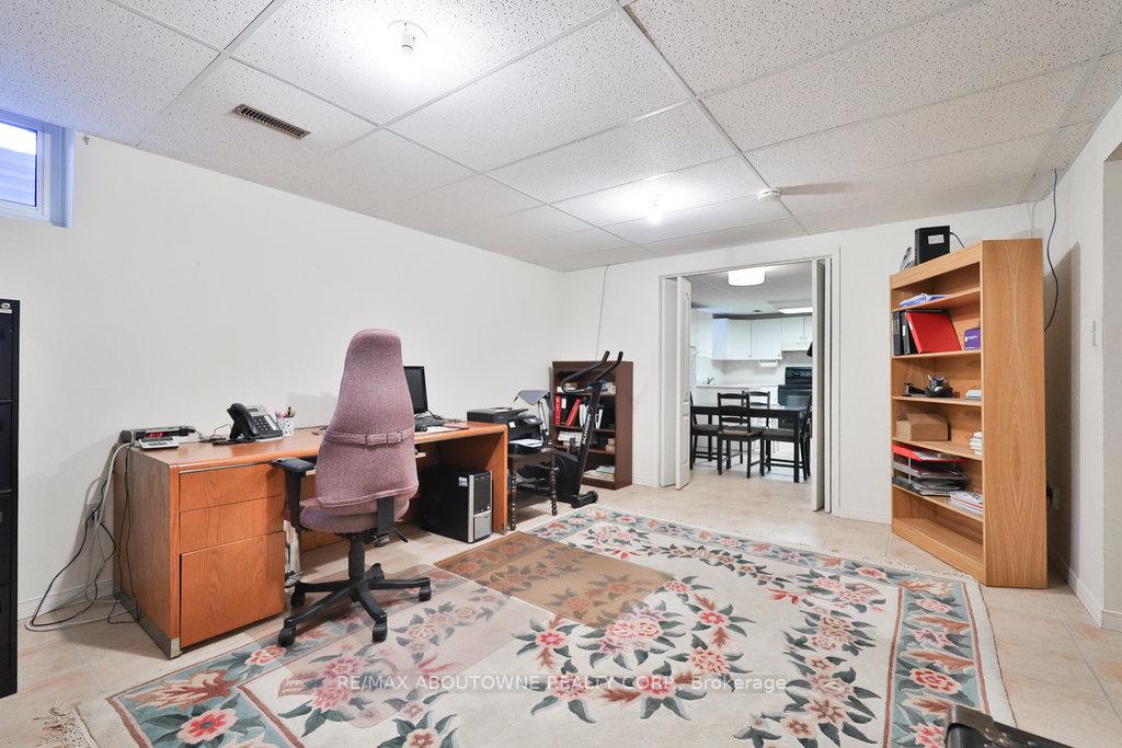 Photo 41 of 542 Hambling Court, Burlington, Roseland — HOMEH