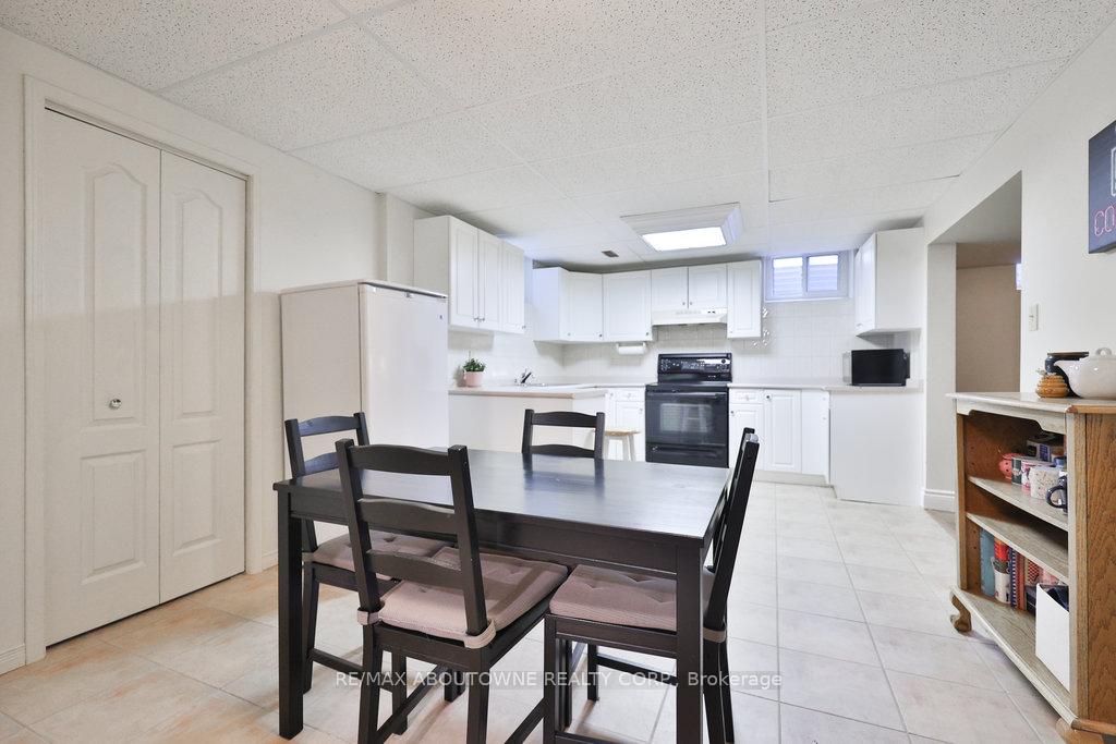 Photo 44 of 542 Hambling Court, Burlington, Roseland — HOMEH