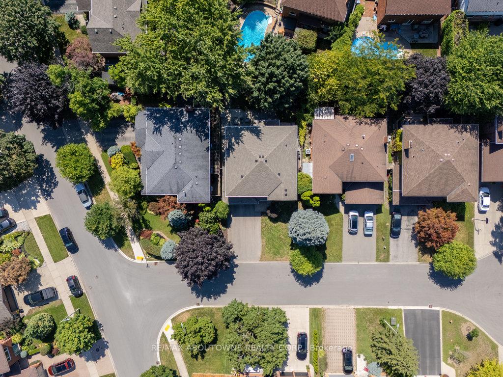 Photo 46 of 542 Hambling Court, Burlington, Roseland — HOMEH