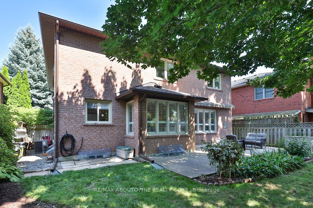Photo 47 of 542 Hambling Court, Burlington, Roseland — HOMEH