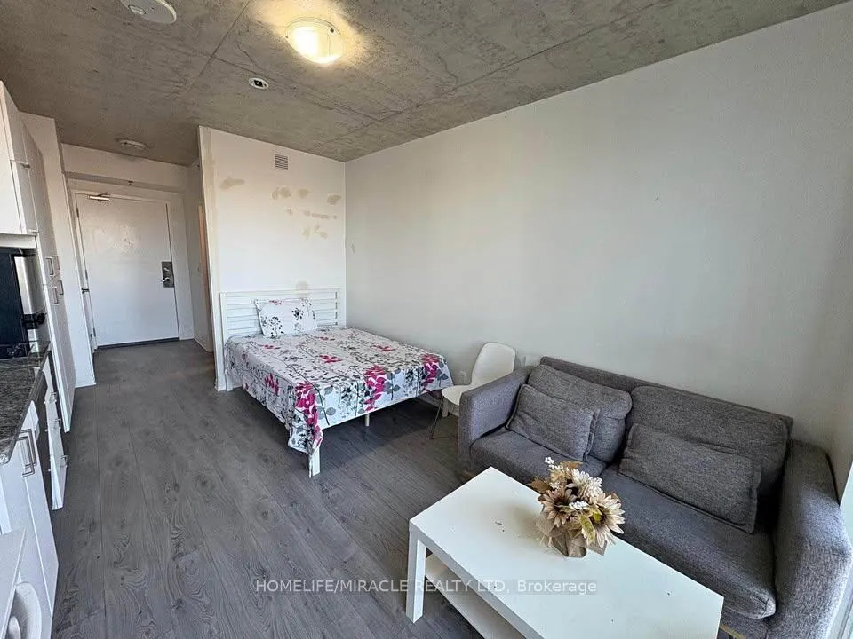 Photo 5 of Unit 242, 1900 Simcoe St N, Oshawa, Samac — HOMEH