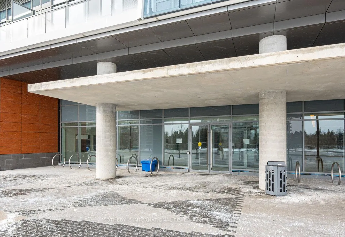 Photo 2 of Unit 3305, 30 Upper Mall Way, Vaughan, Brownridge — HOMEH