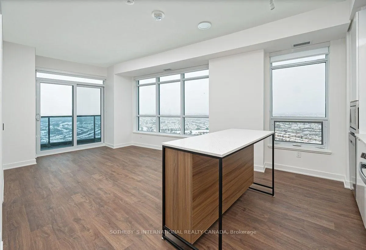 Photo 4 of Unit 3305, 30 Upper Mall Way, Vaughan, Brownridge — HOMEH