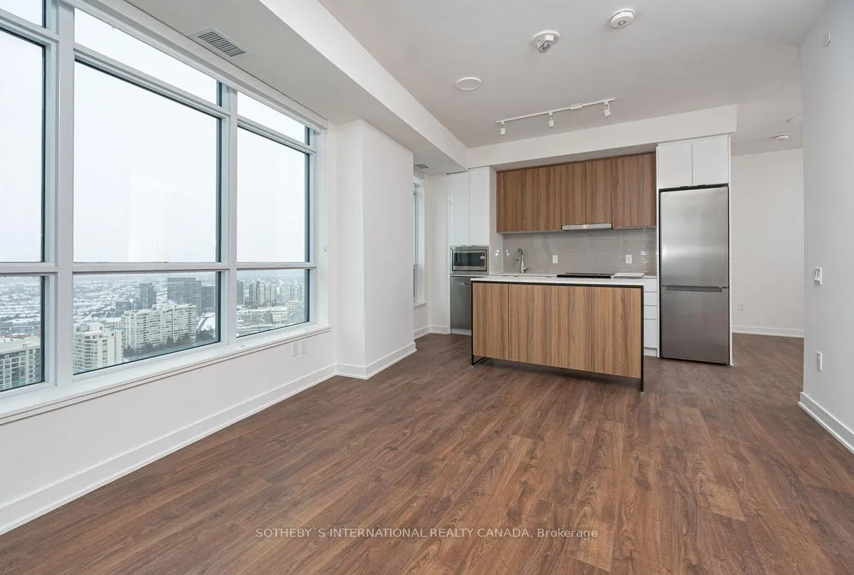 Photo 7 of Unit 3305, 30 Upper Mall Way, Vaughan, Brownridge — HOMEH