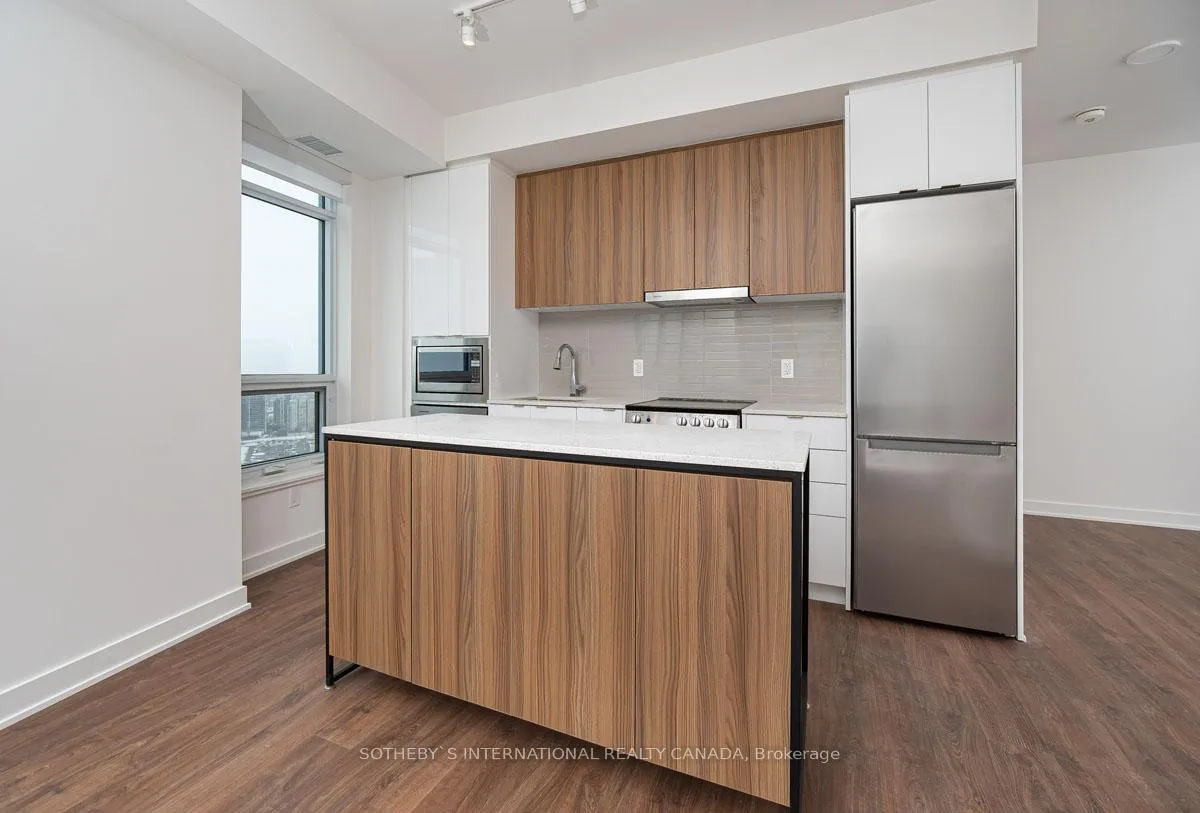 Photo 8 of Unit 3305, 30 Upper Mall Way, Vaughan, Brownridge — HOMEH