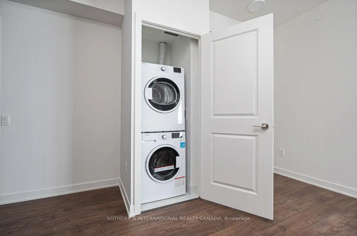 Photo 12 of Unit 3305, 30 Upper Mall Way, Vaughan, Brownridge — HOMEH