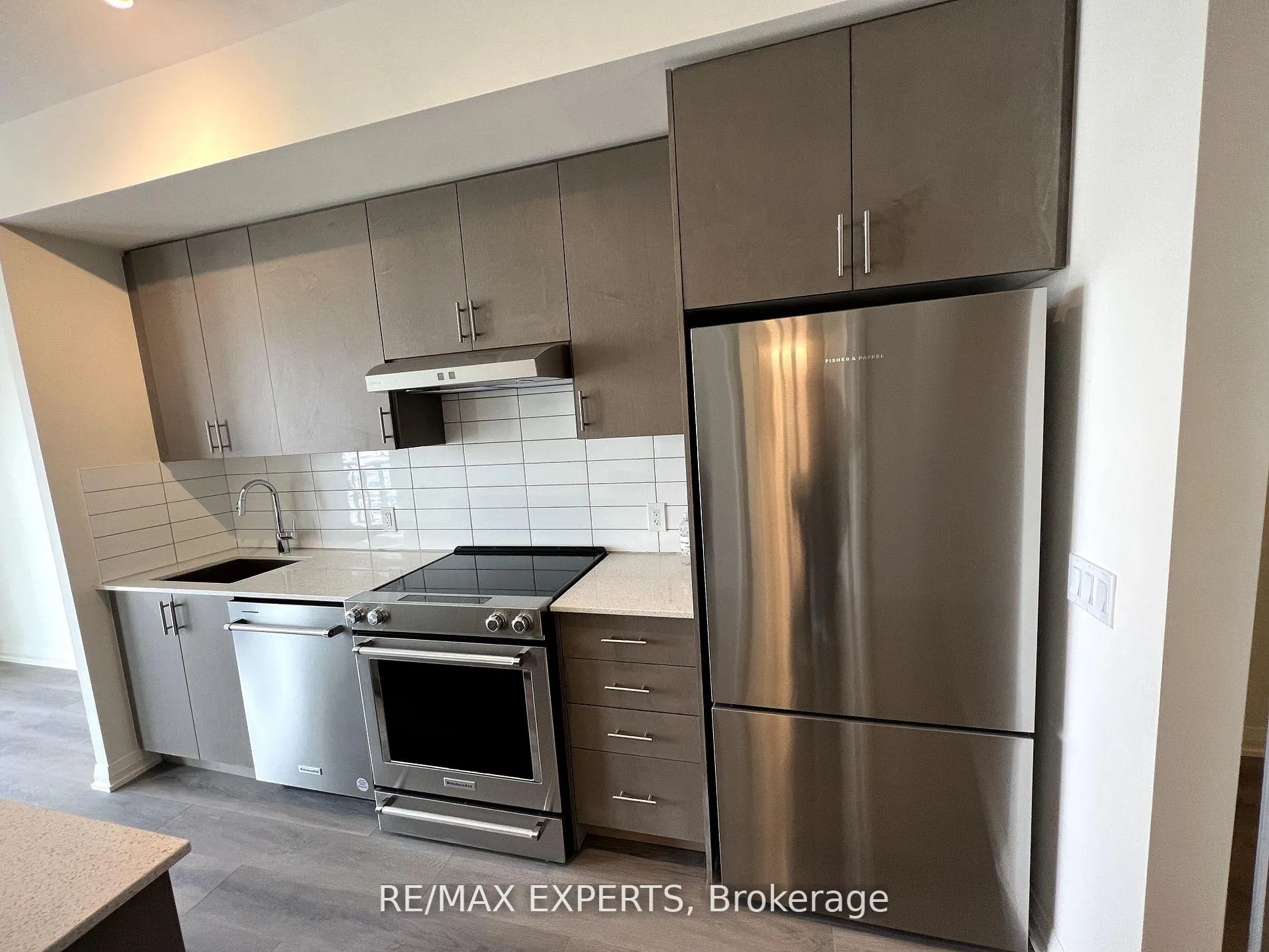 Photo 4 of Unit 330, 9000 Jane Street N, Vaughan, Concord — HOMEH
