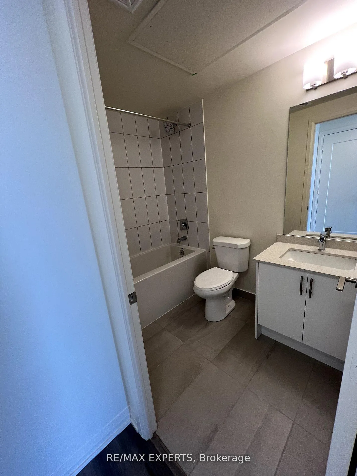 Photo 5 of Unit 330, 9000 Jane Street N, Vaughan, Concord — HOMEH