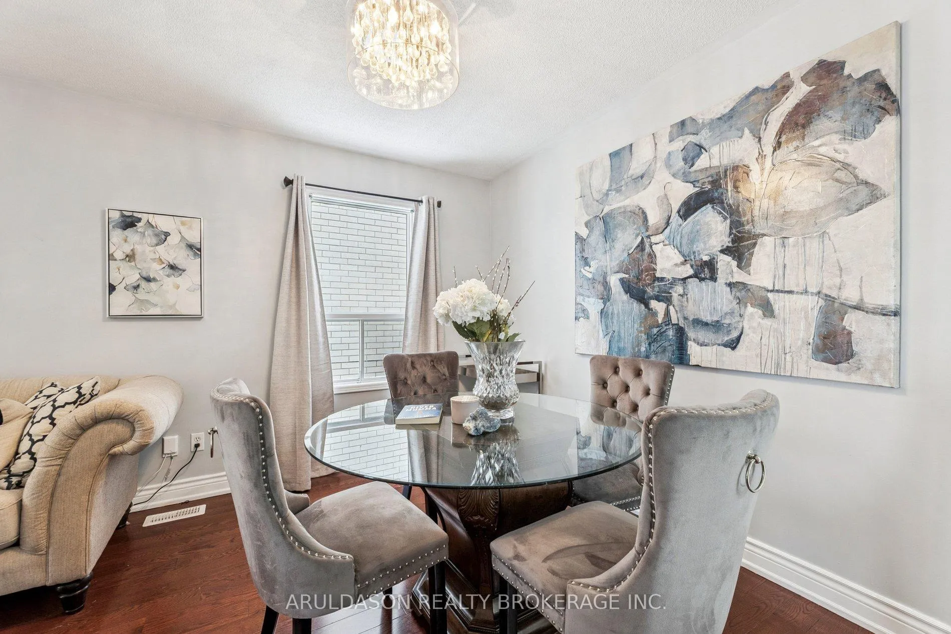 Photo 9 of 3 Booth Crescent, Ajax, Central — HOMEH