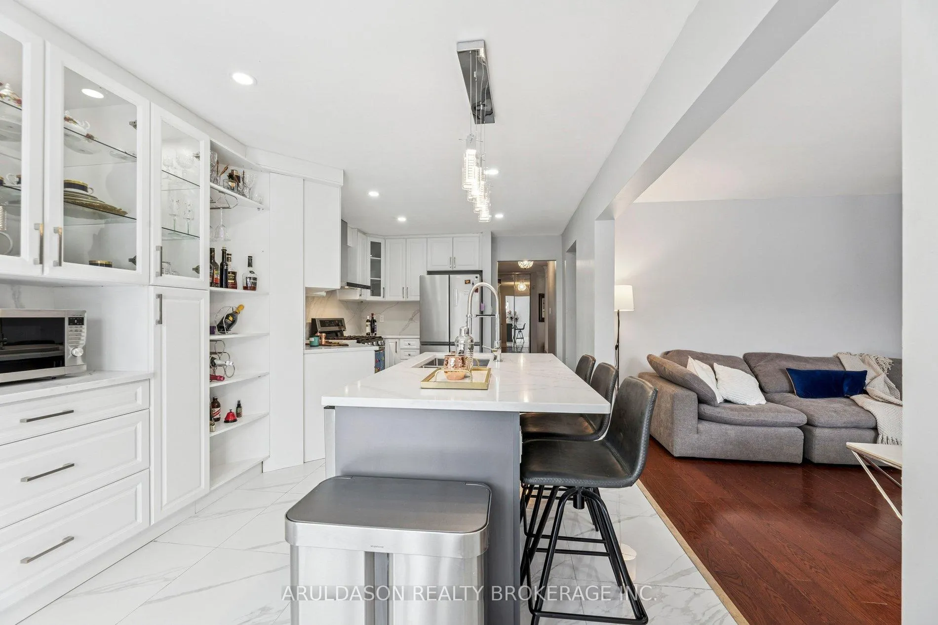Photo 13 of 3 Booth Crescent, Ajax, Central — HOMEH