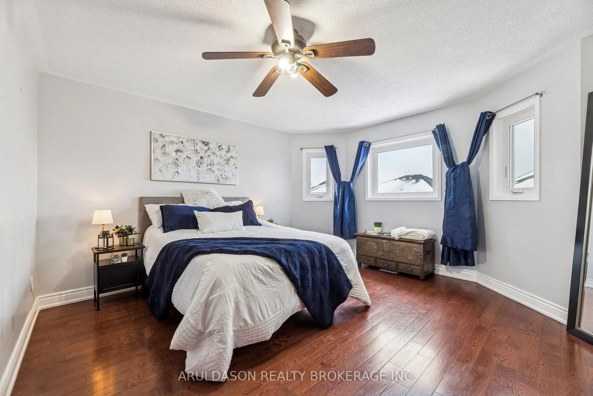Photo 31 of 3 Booth Crescent, Ajax, Central — HOMEH