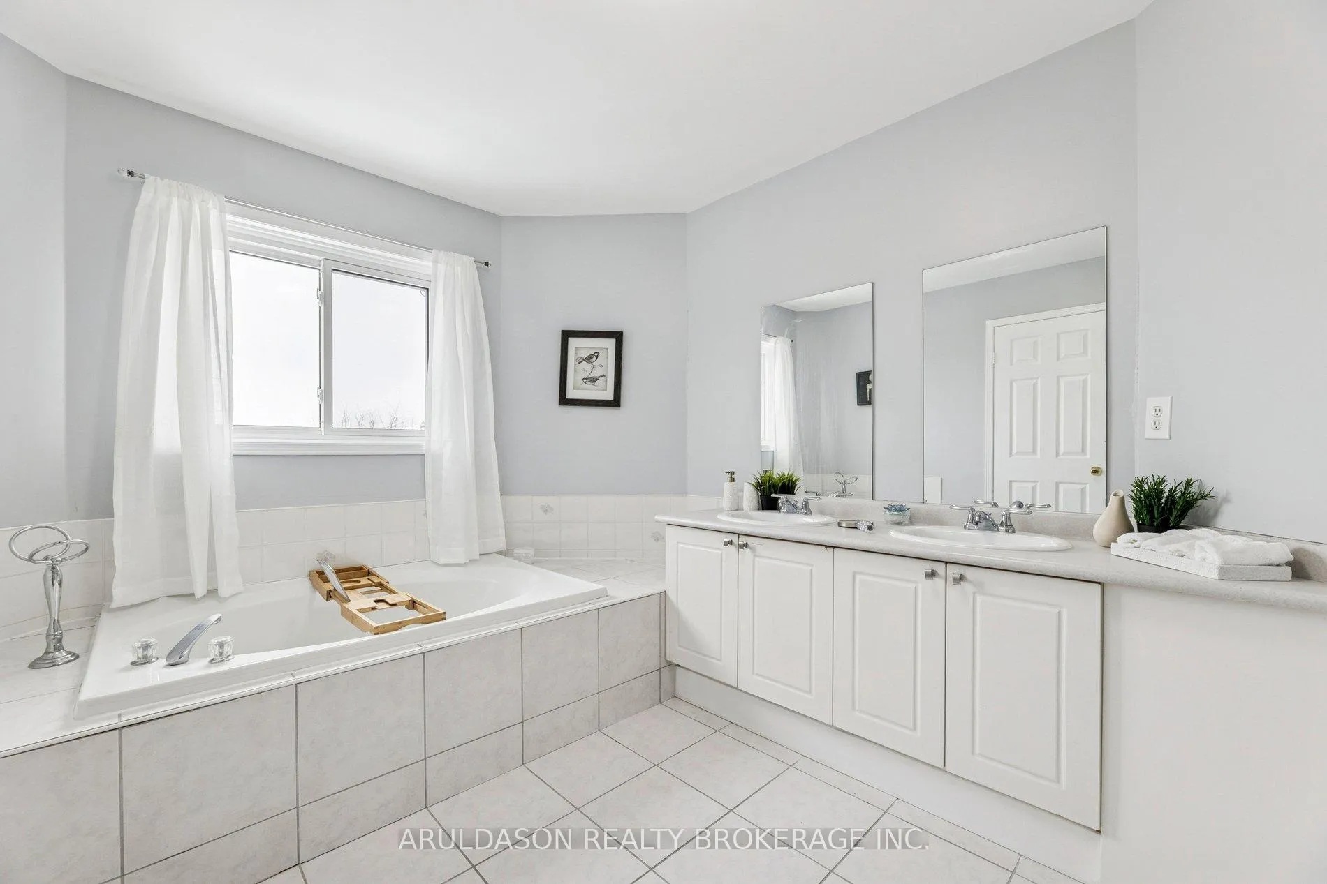 Photo 34 of 3 Booth Crescent, Ajax, Central — HOMEH