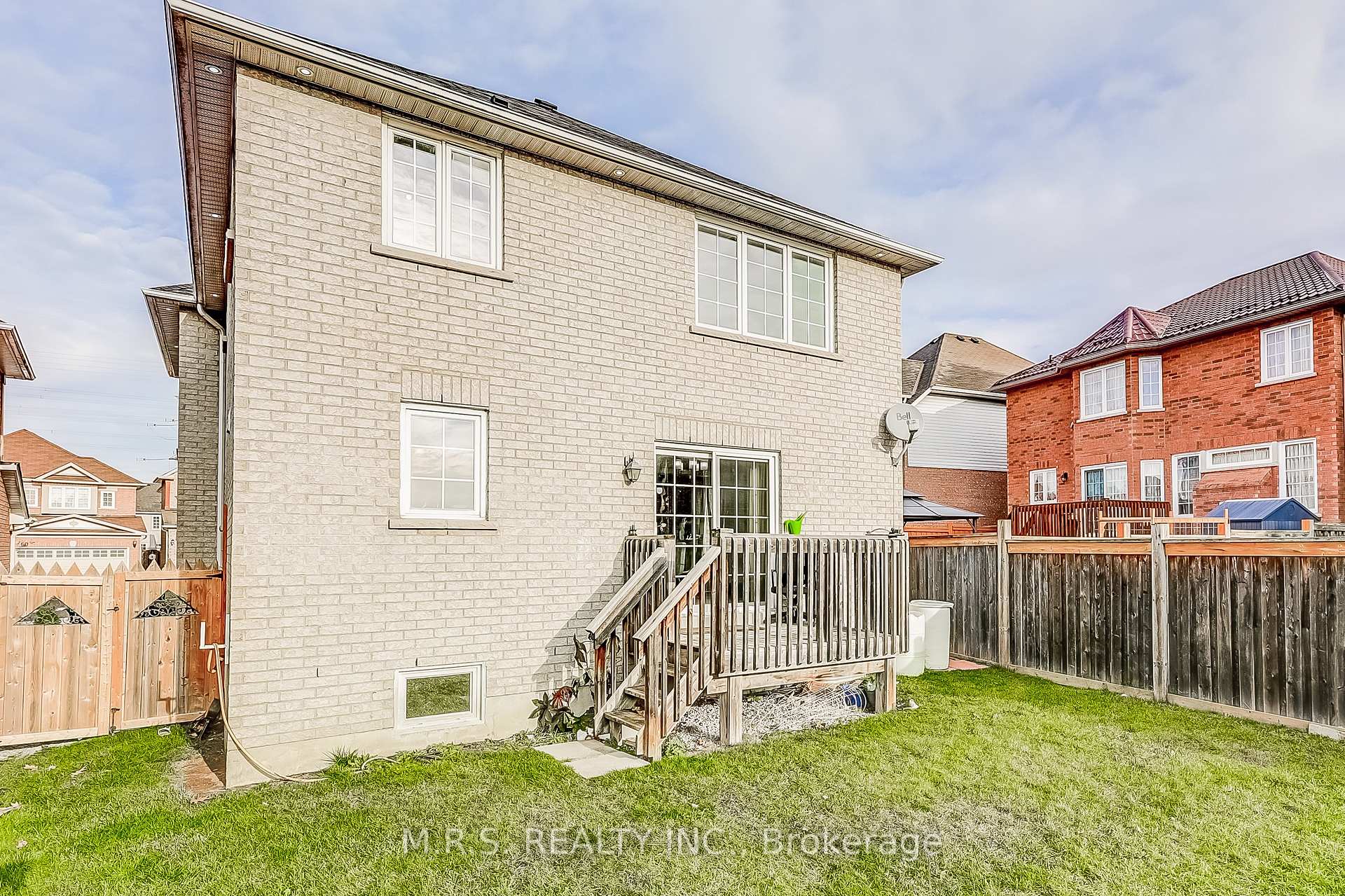 Photo 38 of 61 Stammers Drive, Ajax, Northwest Ajax — HOMEH