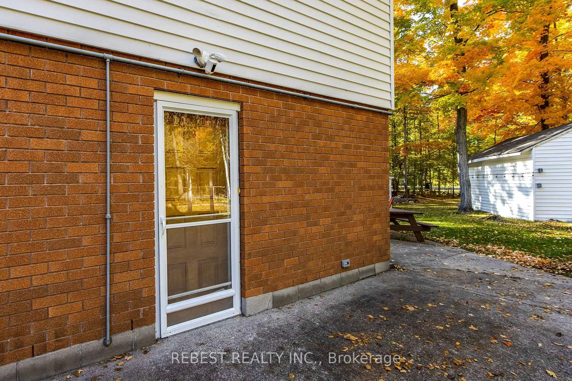Photo 4 of Unit #A, 910 Concession Rd 17, Tiny, Rural Tiny — HOMEH