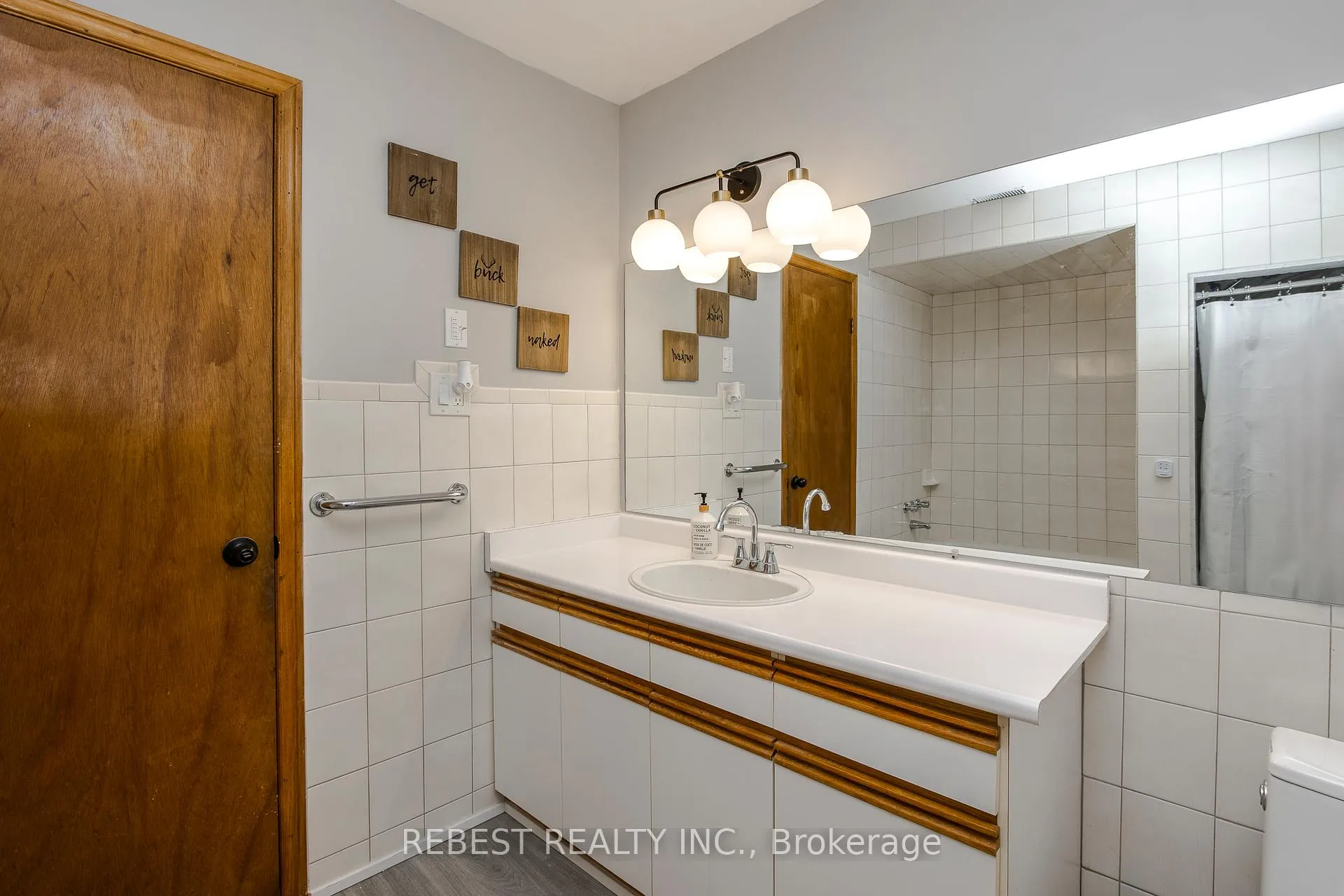 Photo 11 of Unit #A, 910 Concession Rd 17, Tiny, Rural Tiny — HOMEH