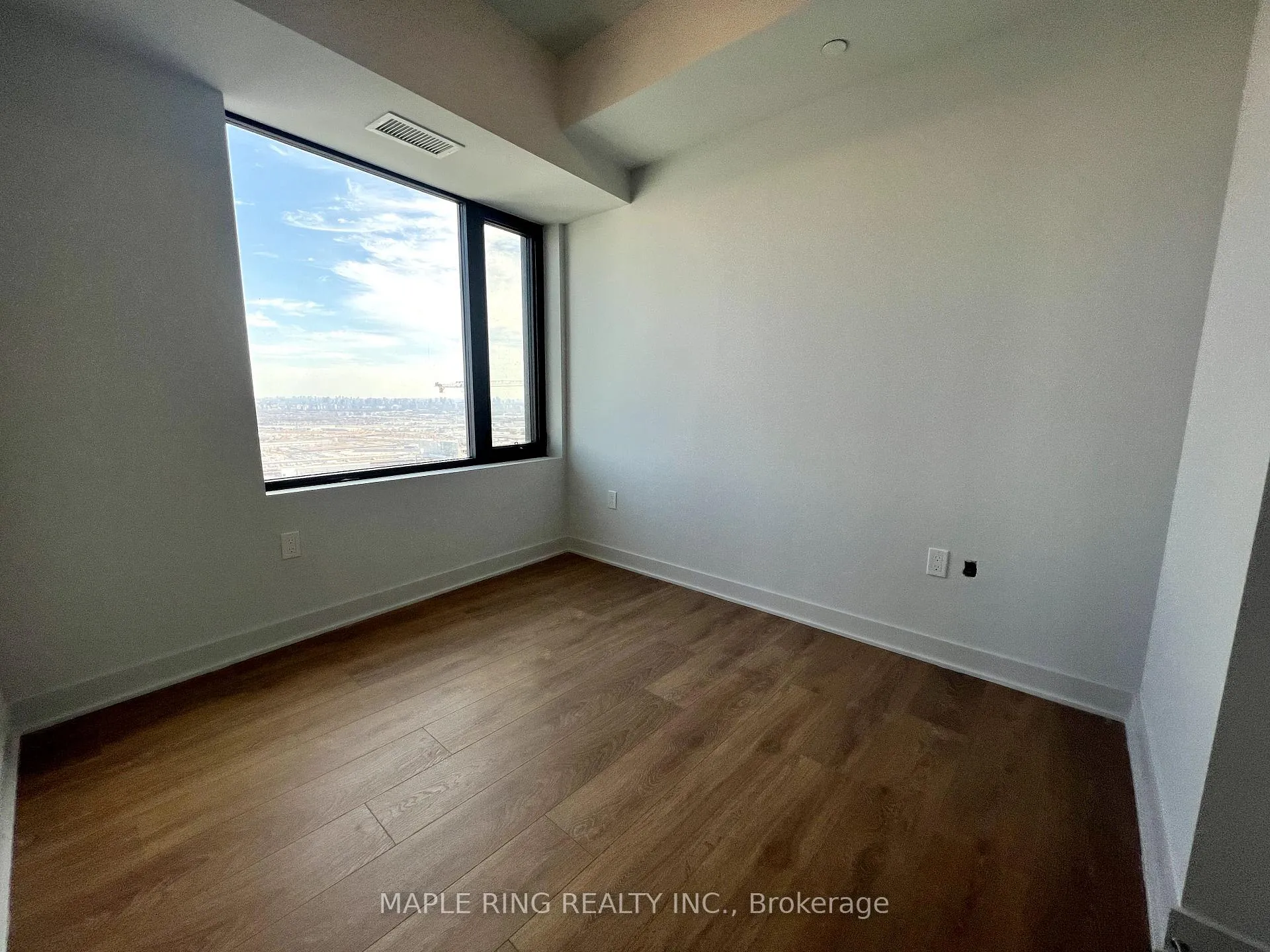 Photo 7 of Unit 4807, 2920 Highway 7 Road, Vaughan, Concord — HOMEH