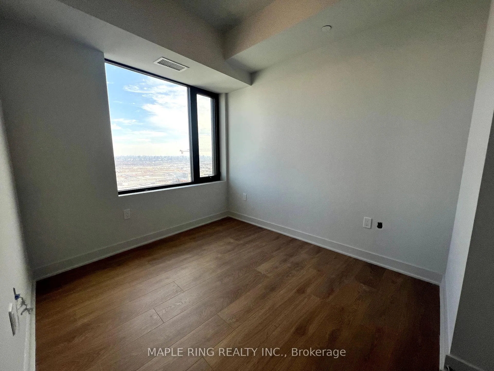 Photo 9 of Unit 4807, 2920 Highway 7 Road, Vaughan, Concord — HOMEH