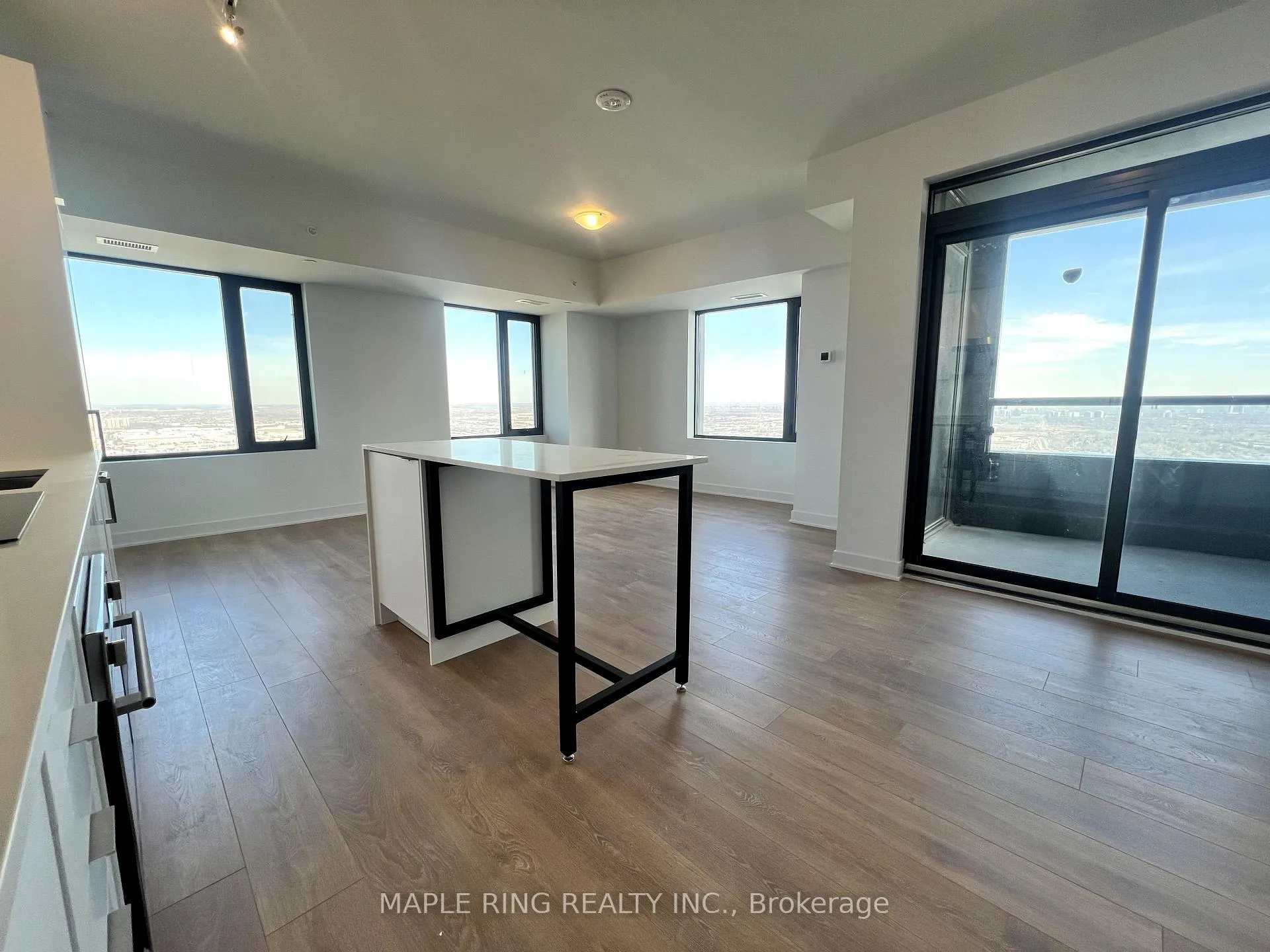Photo 12 of Unit 4807, 2920 Highway 7 Road, Vaughan, Concord — HOMEH