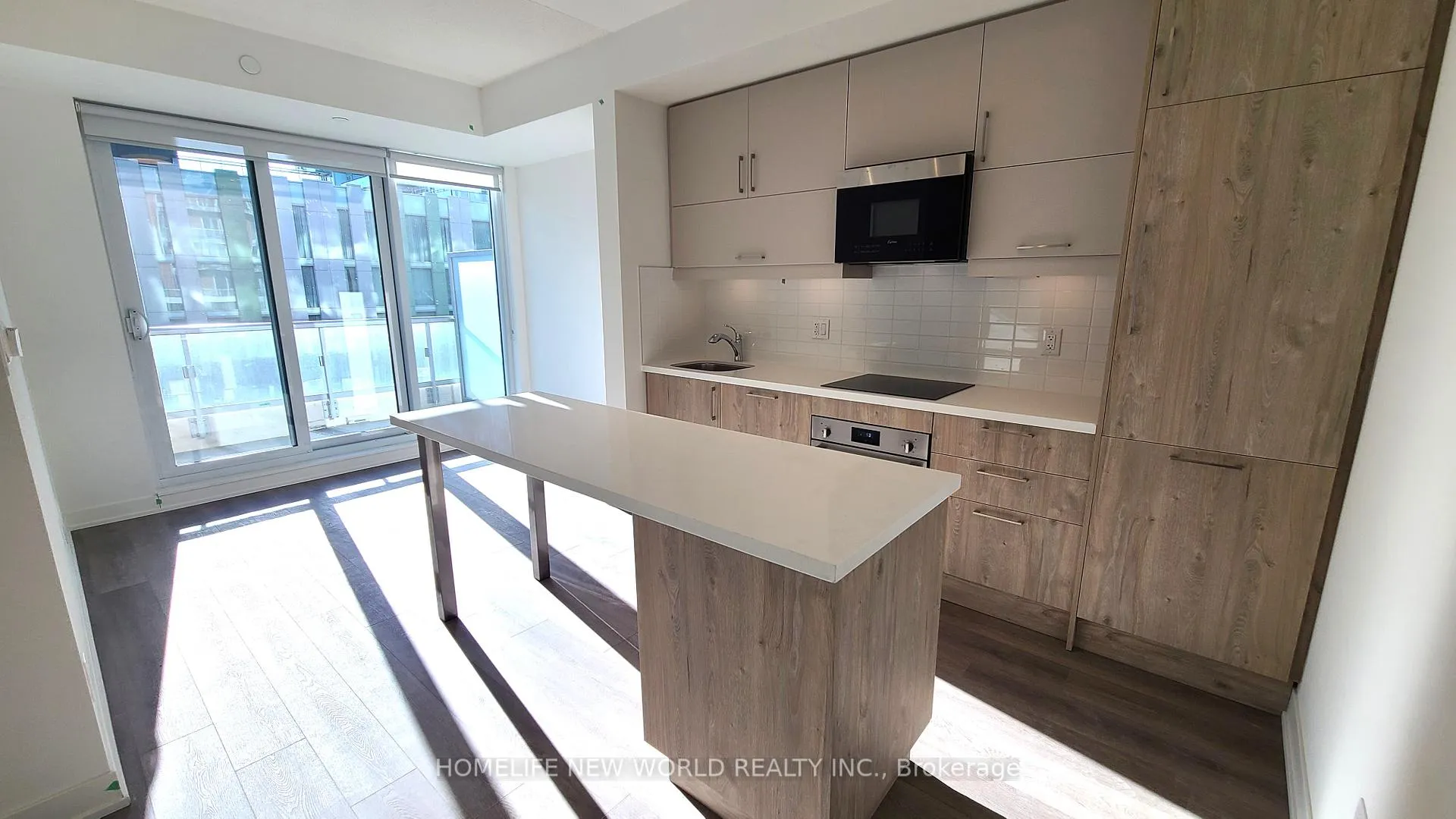 Photo 2 of Unit 812, 8119 Birchmount Road, Markham, Unionville — HOMEH