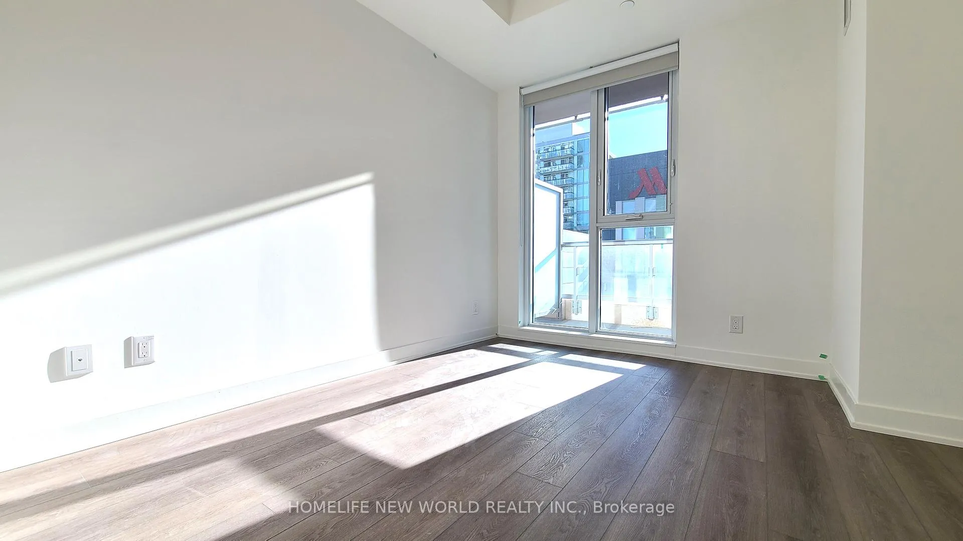 Photo 5 of Unit 812, 8119 Birchmount Road, Markham, Unionville — HOMEH