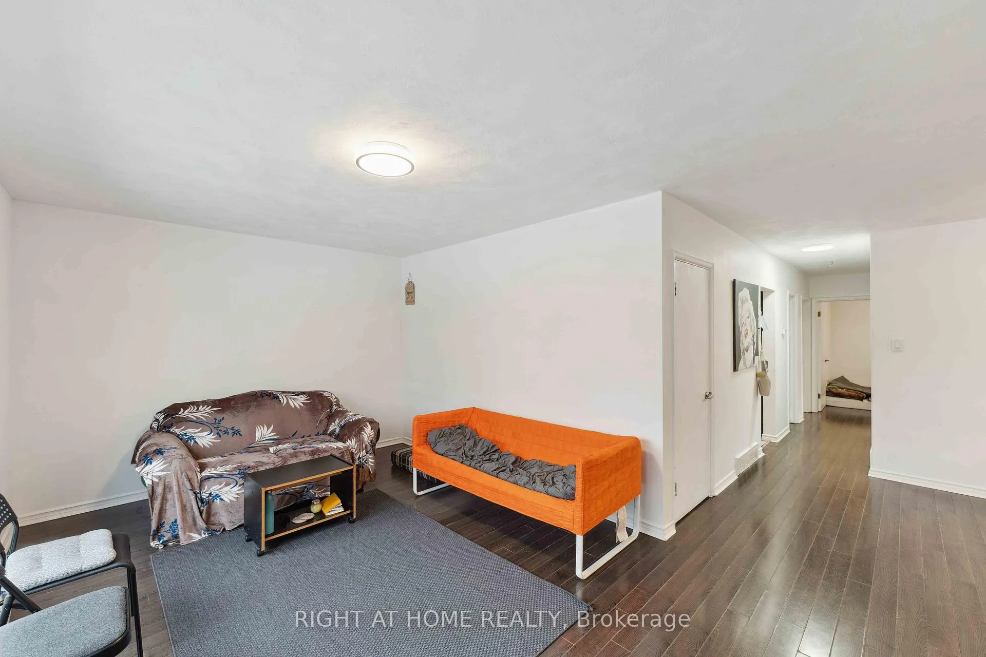 Photo 4 of 1274 Cobden Road E, Ottawa, Queensway Terrace South/Ridgeview — HOMEH