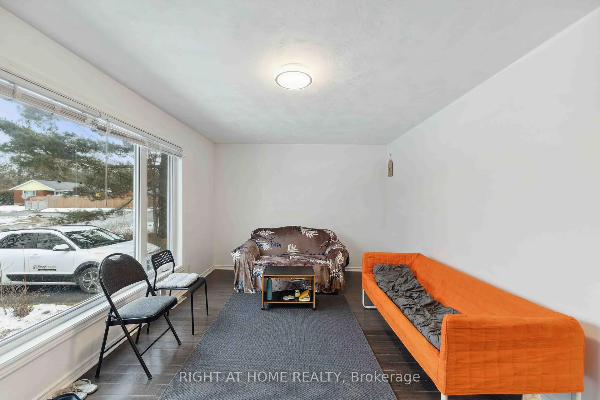 Photo 5 of 1274 Cobden Road E, Ottawa, Queensway Terrace South/Ridgeview — HOMEH