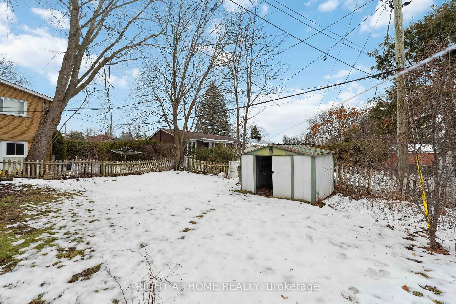 Photo 12 of 1274 Cobden Road E, Ottawa, Queensway Terrace South/Ridgeview — HOMEH
