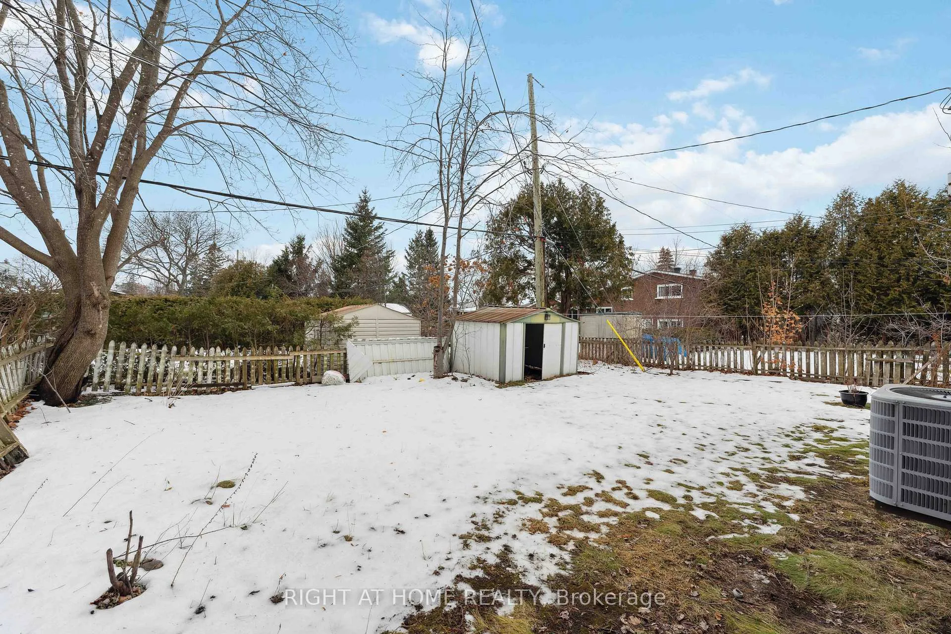 Photo 16 of 1274 Cobden Road E, Ottawa, Queensway Terrace South/Ridgeview — HOMEH