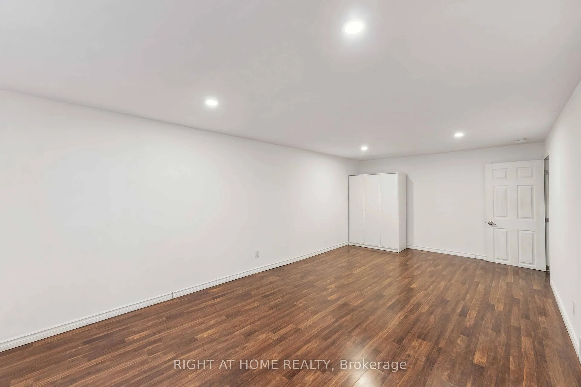 Photo 21 of 1274 Cobden Road E, Ottawa, Queensway Terrace South/Ridgeview — HOMEH