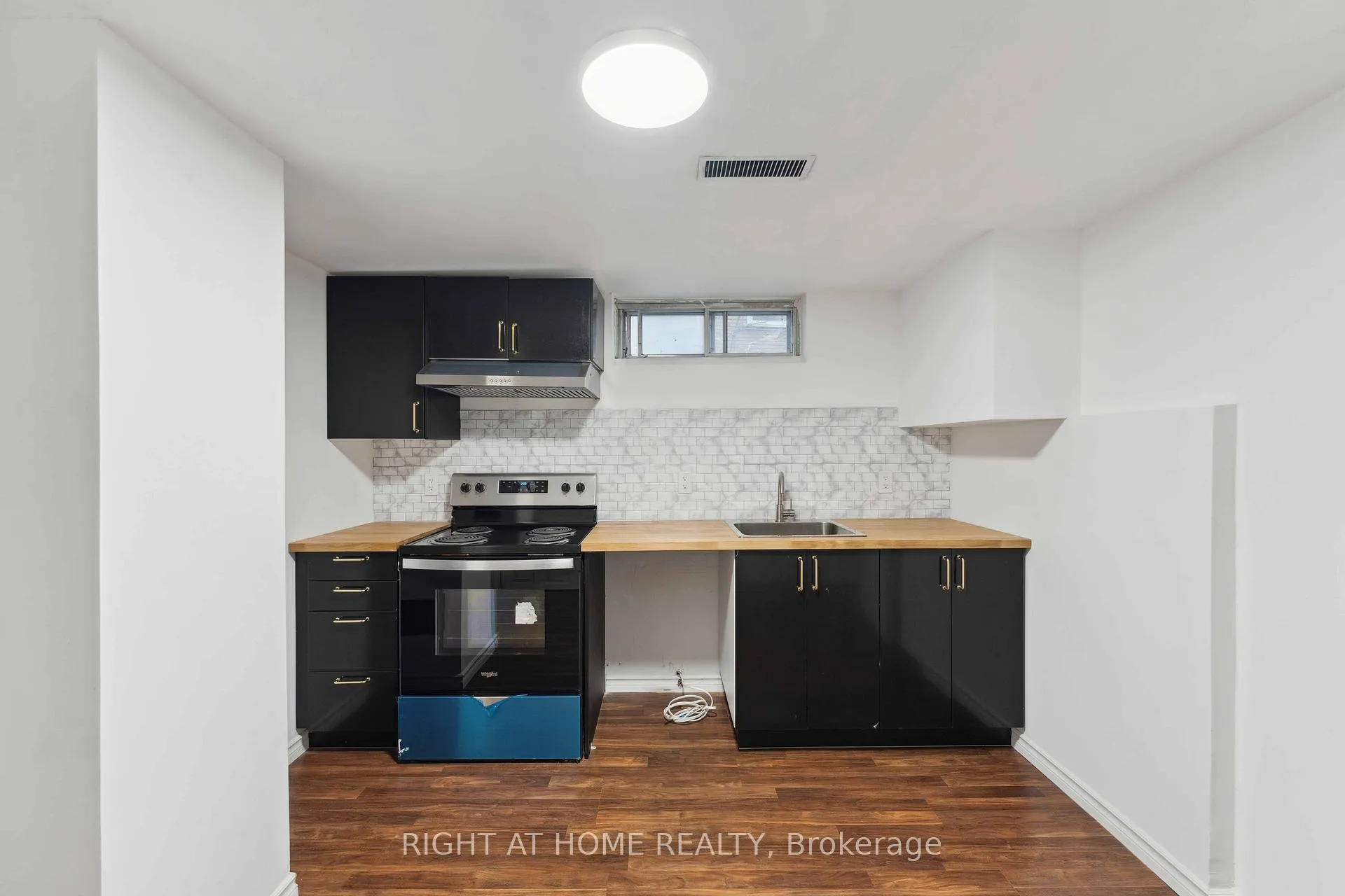Photo 24 of 1274 Cobden Road E, Ottawa, Queensway Terrace South/Ridgeview — HOMEH