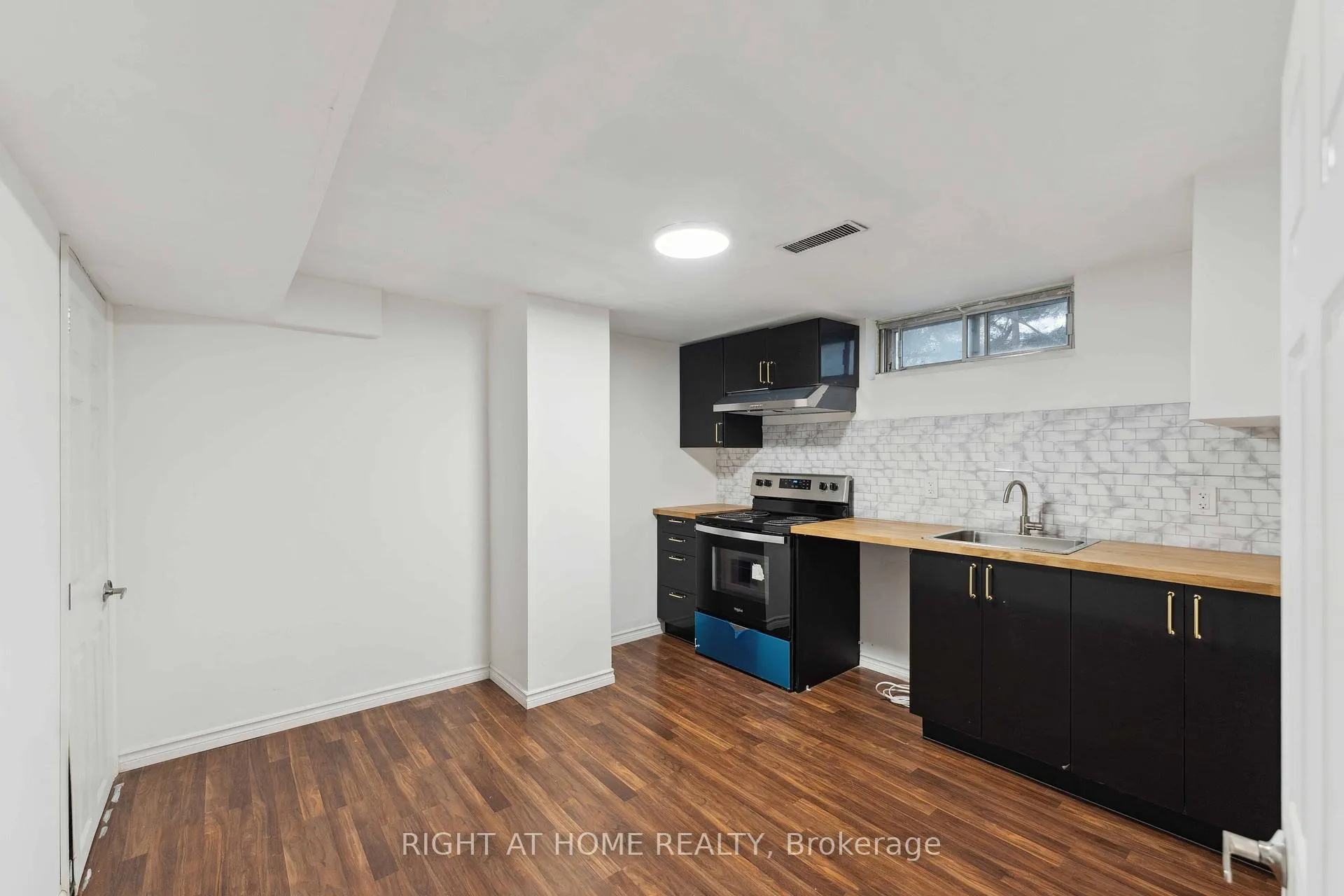 Photo 25 of 1274 Cobden Road E, Ottawa, Queensway Terrace South/Ridgeview — HOMEH