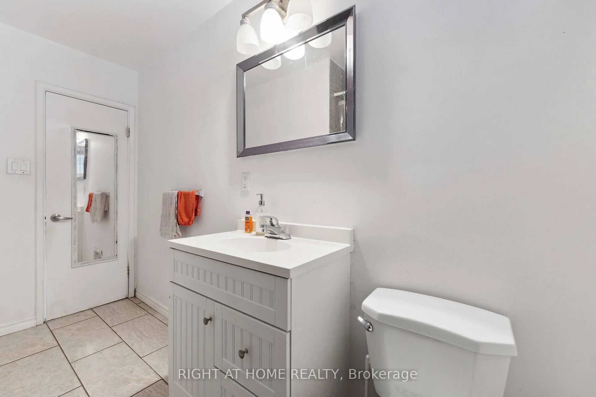 Photo 37 of 1274 Cobden Road E, Ottawa, Queensway Terrace South/Ridgeview — HOMEH