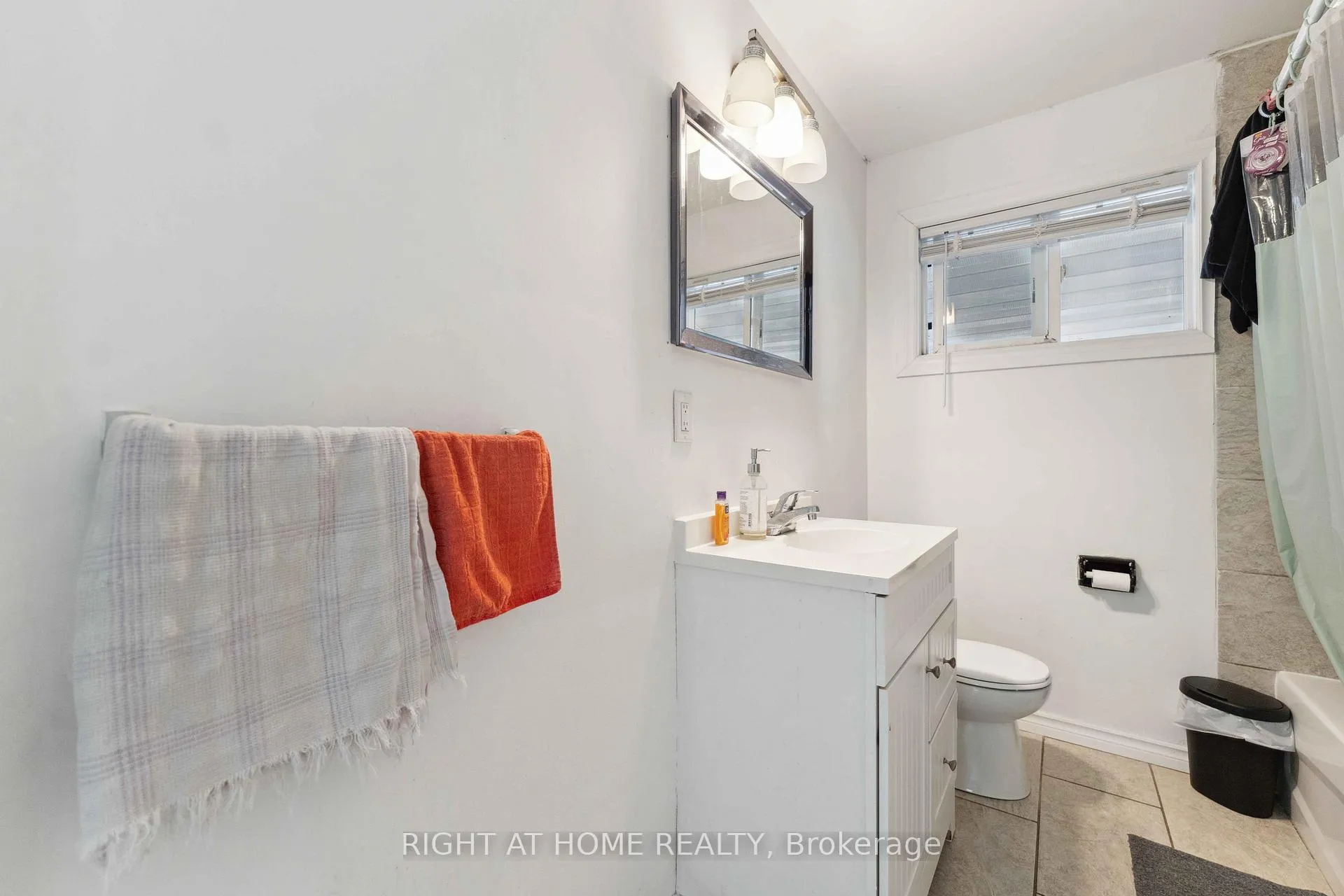 Photo 39 of 1274 Cobden Road E, Ottawa, Queensway Terrace South/Ridgeview — HOMEH