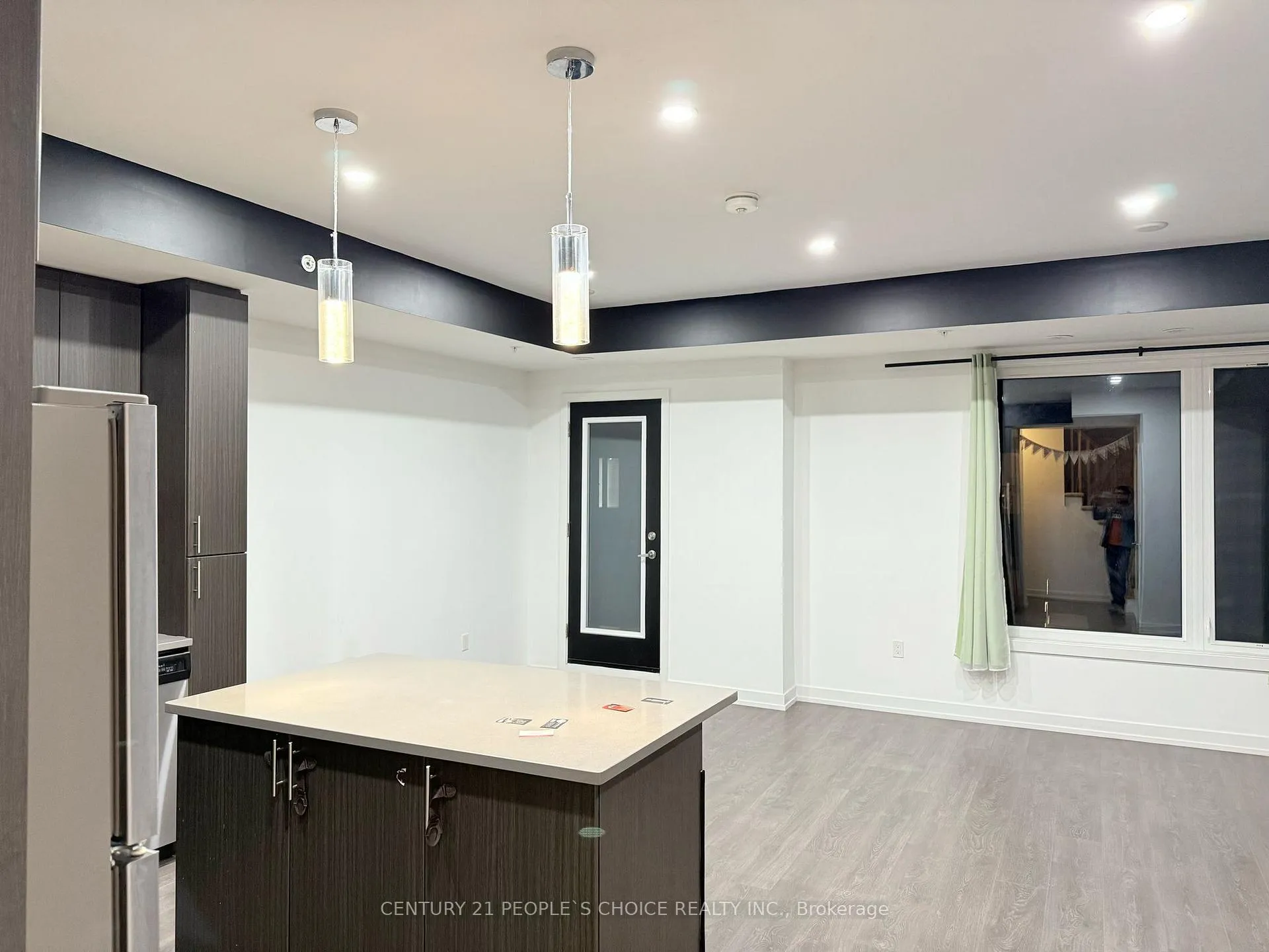 Photo 3 of Unit 521, 1555 Kingston Road, Pickering, Town Centre — HOMEH