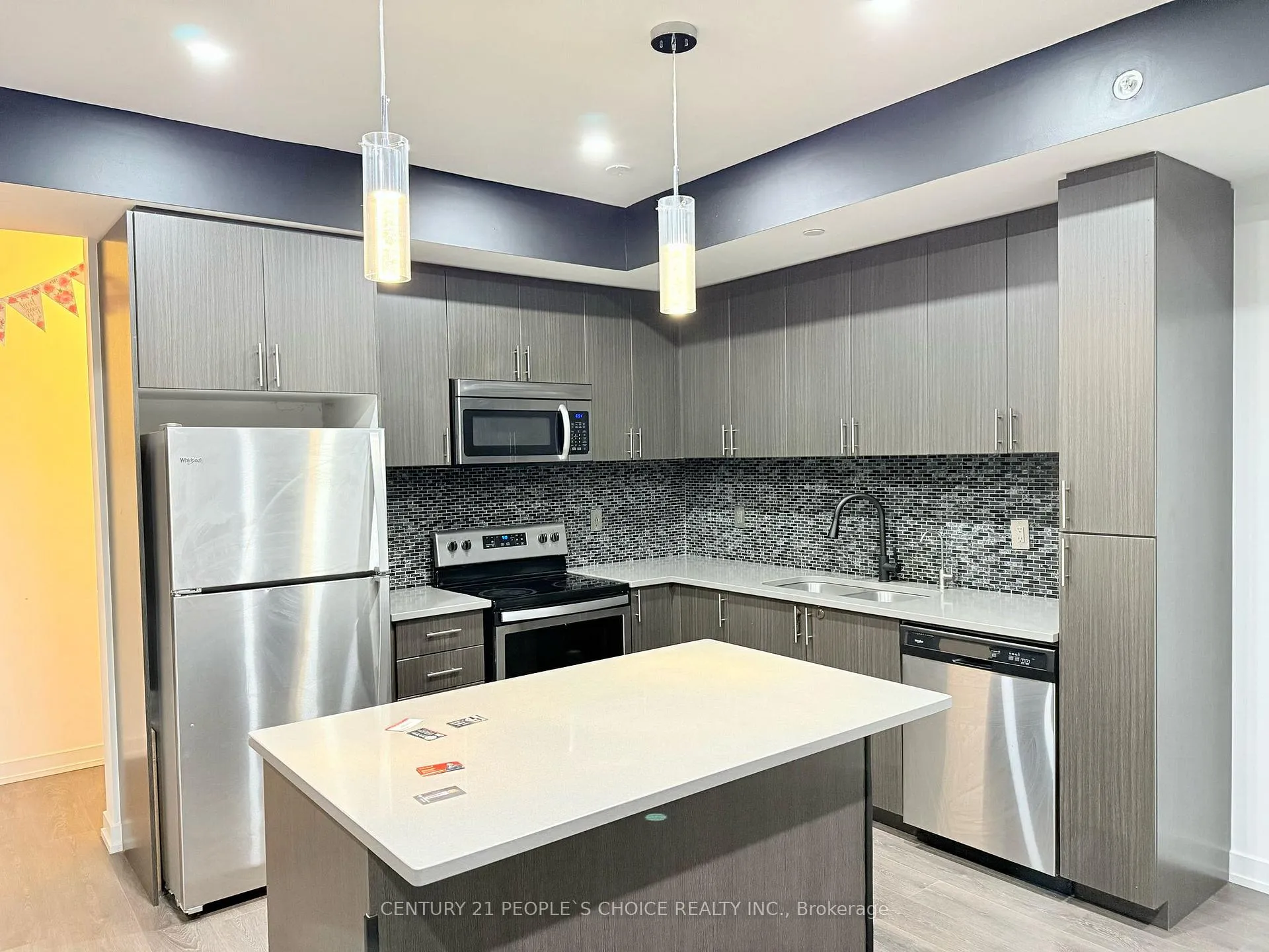 Photo 6 of Unit 521, 1555 Kingston Road, Pickering, Town Centre — HOMEH