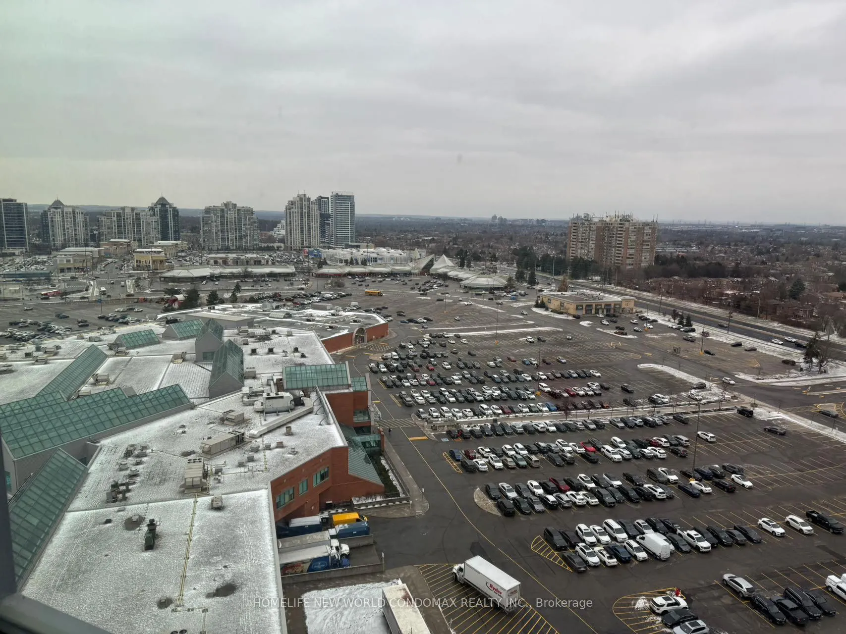 Photo 4 of Unit 1709, 50 Upper Mall Way, Vaughan, Brownridge — HOMEH