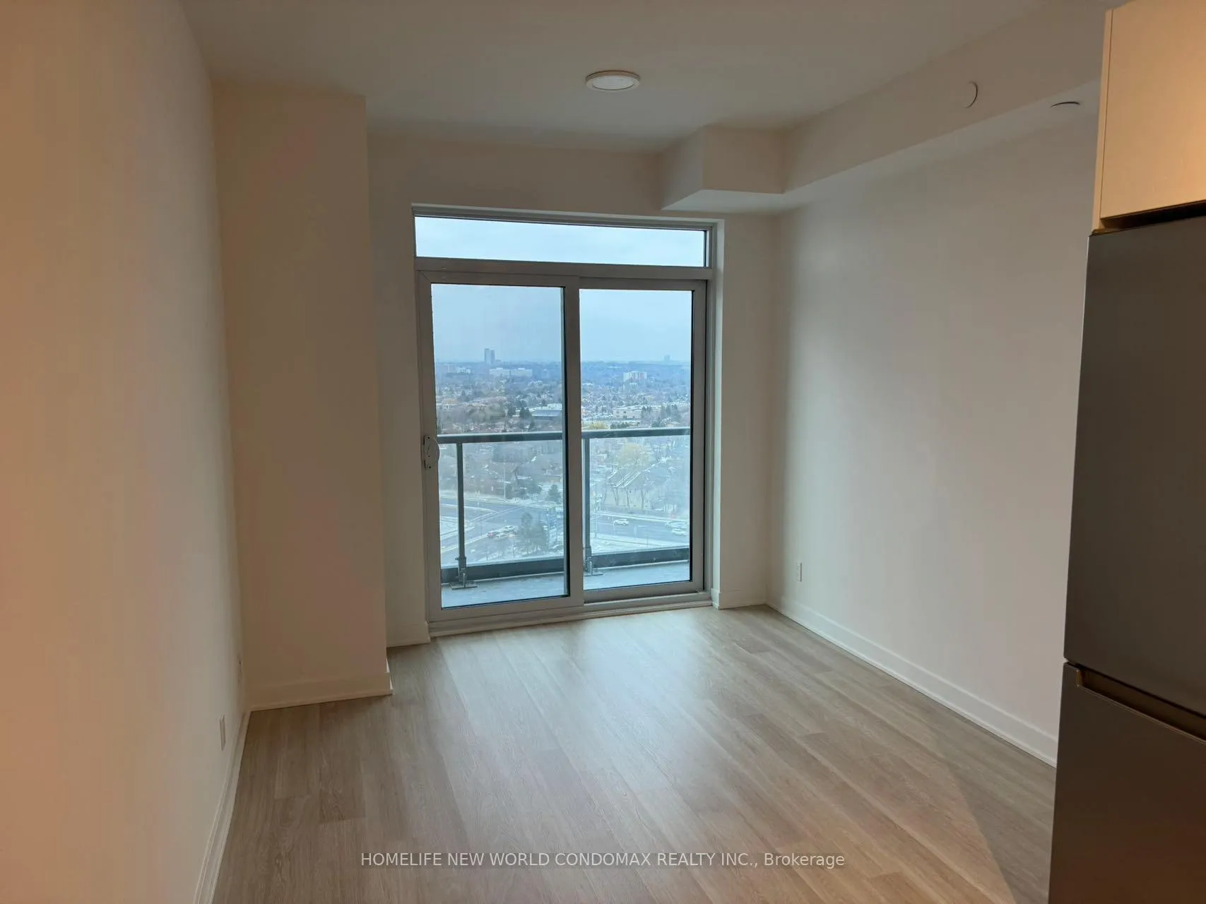 Photo 8 of Unit 1709, 50 Upper Mall Way, Vaughan, Brownridge — HOMEH