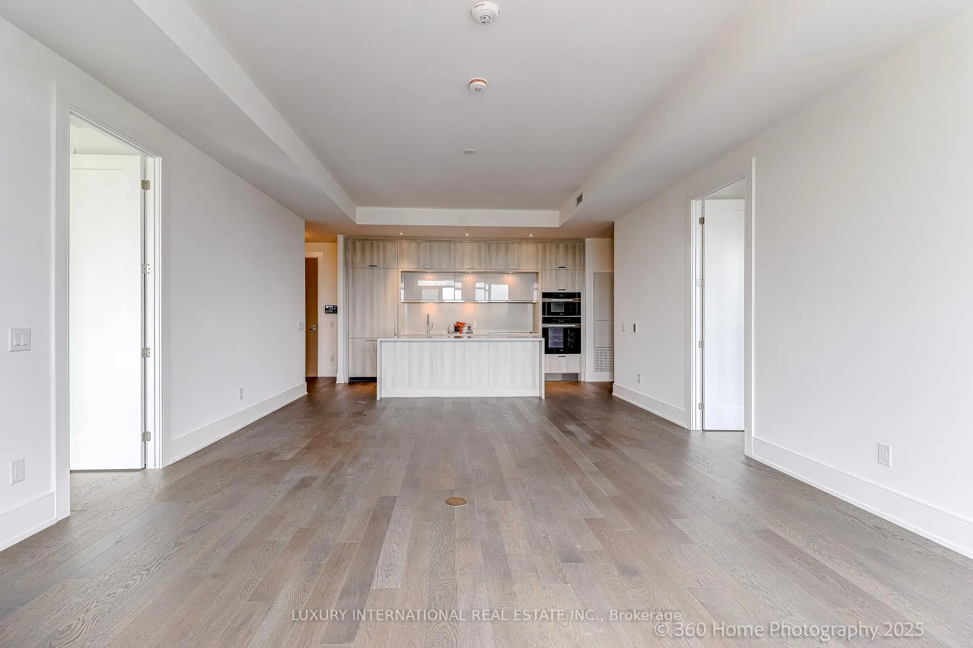 Photo 10 of Unit 404, 399 Royal Orchard Boulevard, Markham, Bayview Glen — HOMEH