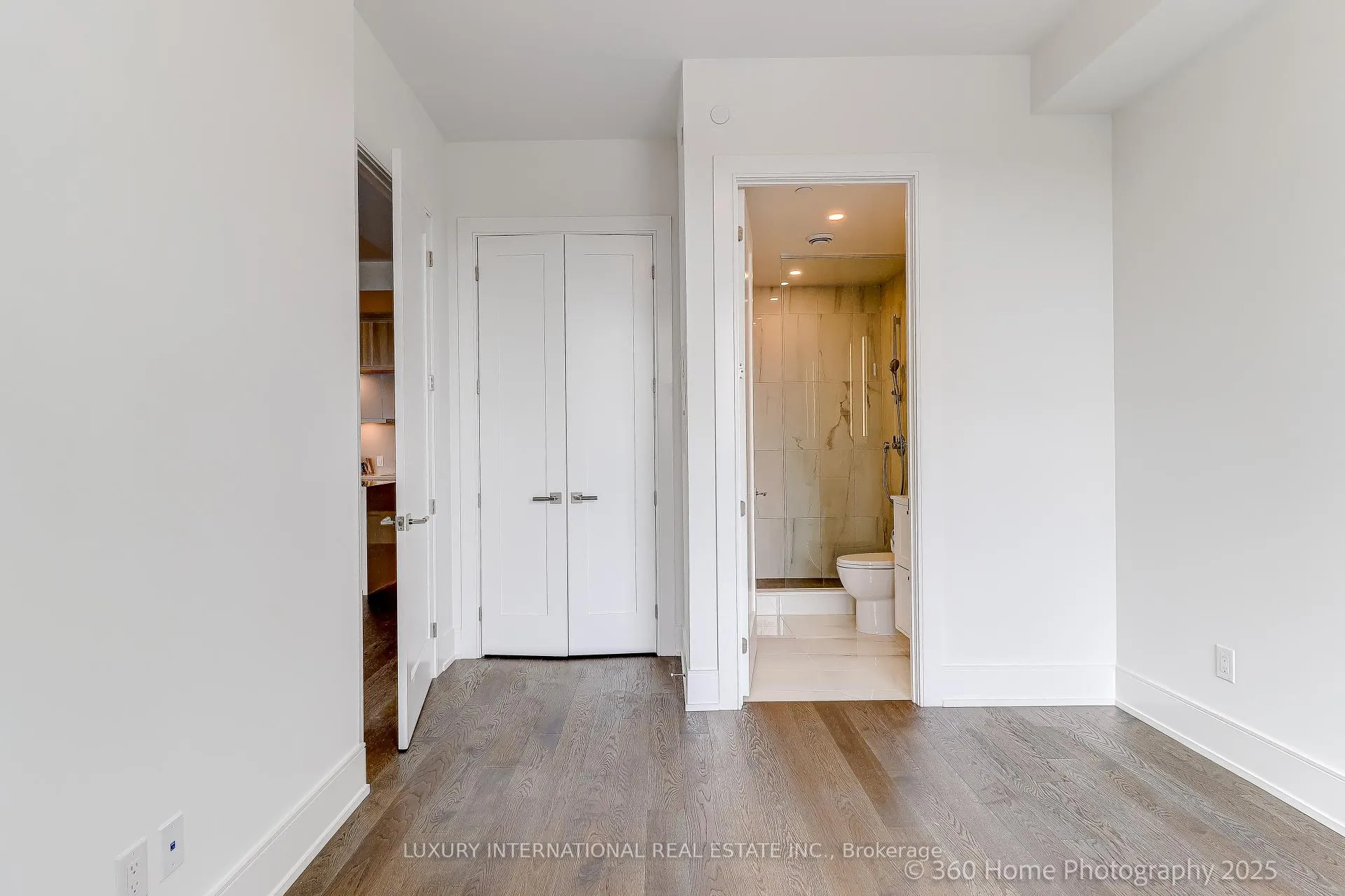 Photo 15 of Unit 404, 399 Royal Orchard Boulevard, Markham, Bayview Glen — HOMEH