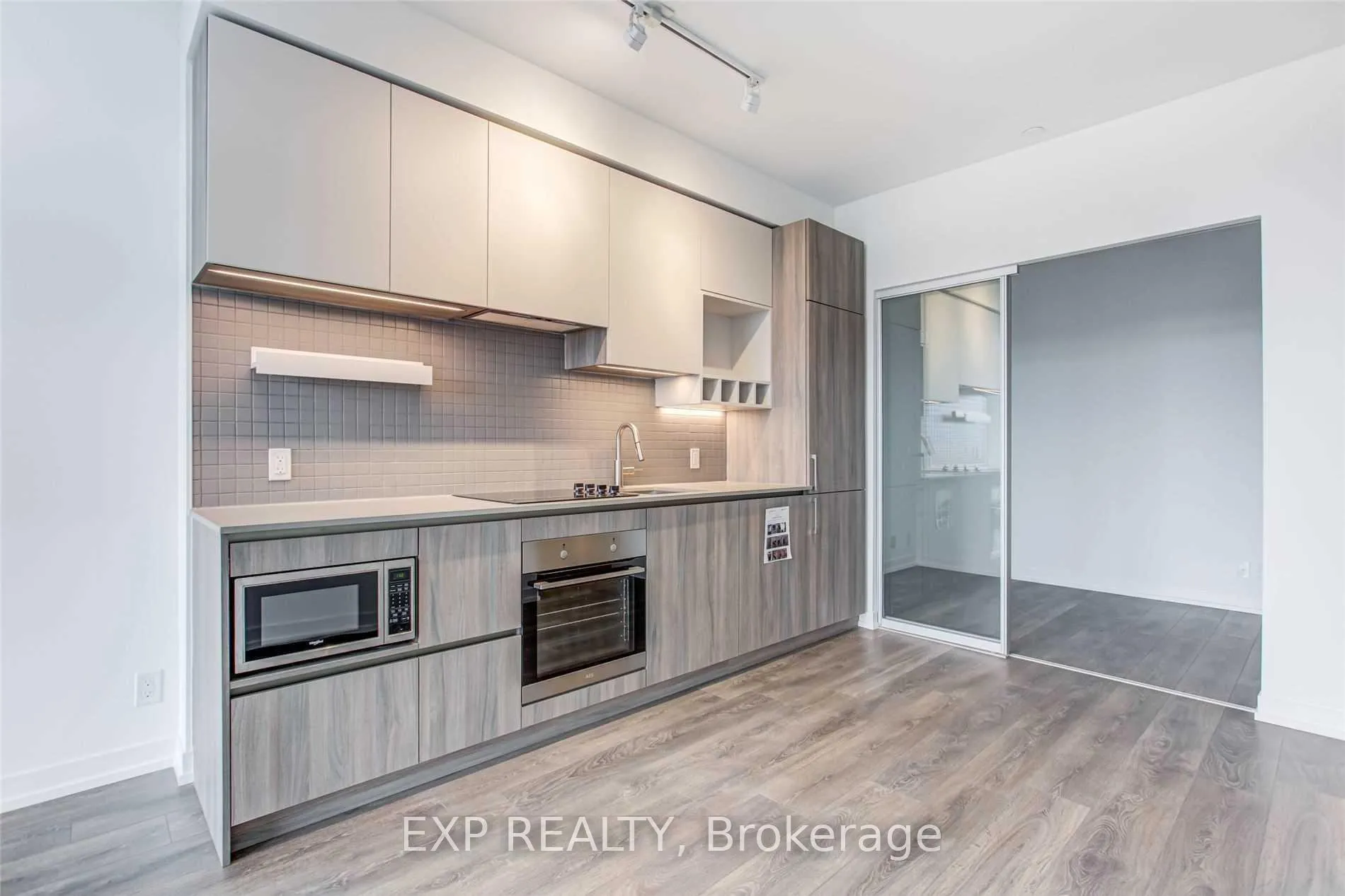 Photo 5 of Unit 2908, 950 Portage Parkway, Vaughan, Vaughan Corporate Centre — HOMEH